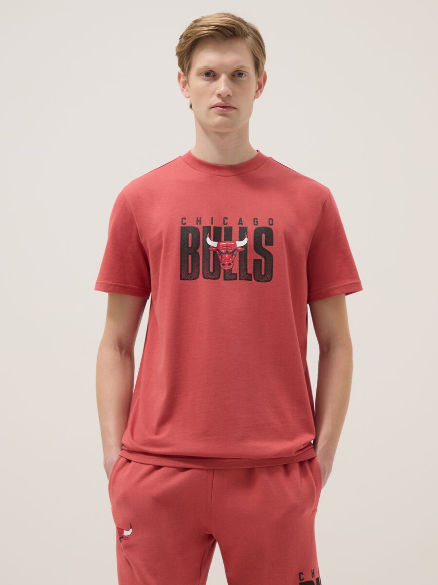 Red pure cotton regular fit T-shirt with Chicago Bulls print_0