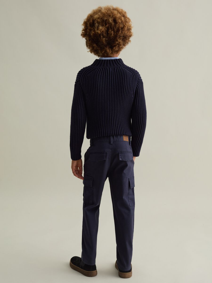 Pantaloni cargo in cotone stretch_2