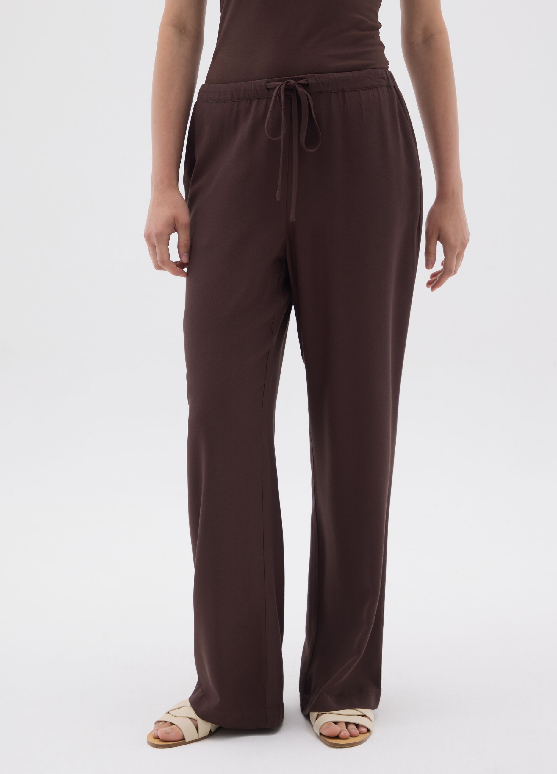 Pantaloni da donna in puro viscosa marrone regular fit