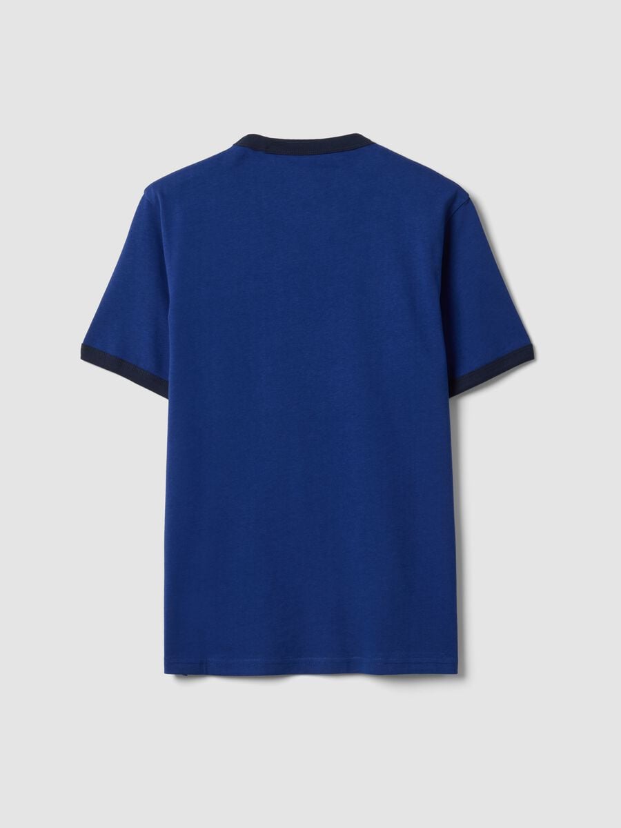 T-shirt fitted blu in puro cotone con profili a contrasto_6
