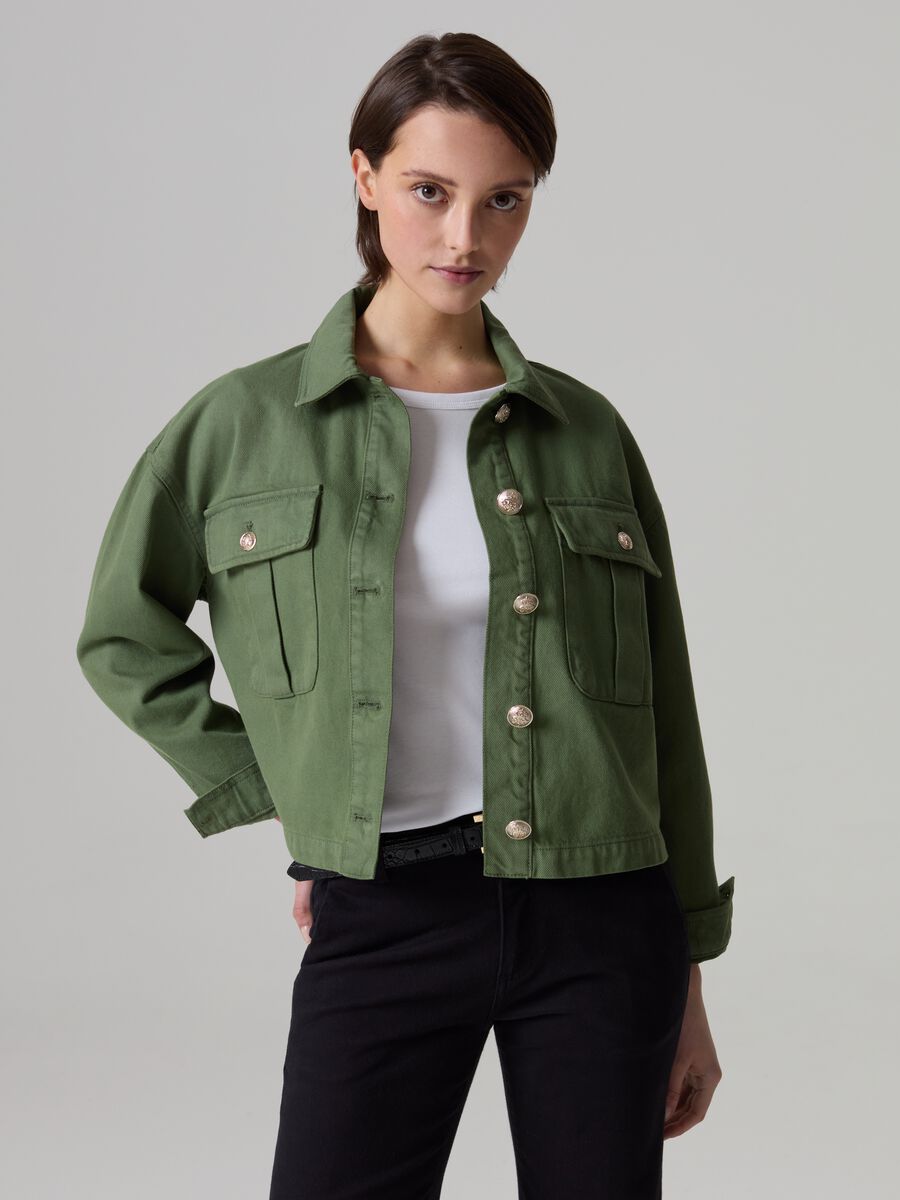 Short oversized jacket with buttons_0