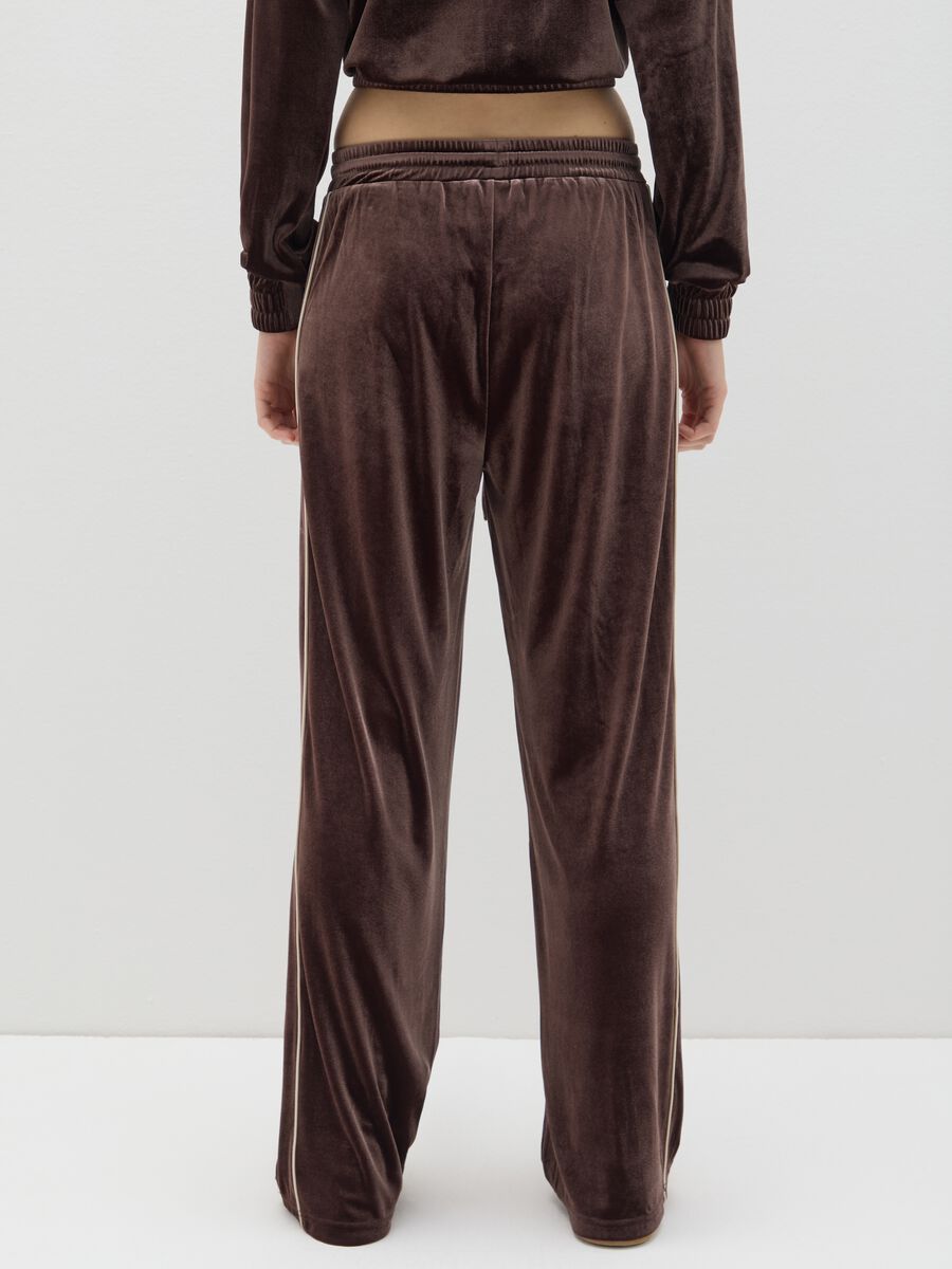 Brown velour regular fit trousers_2