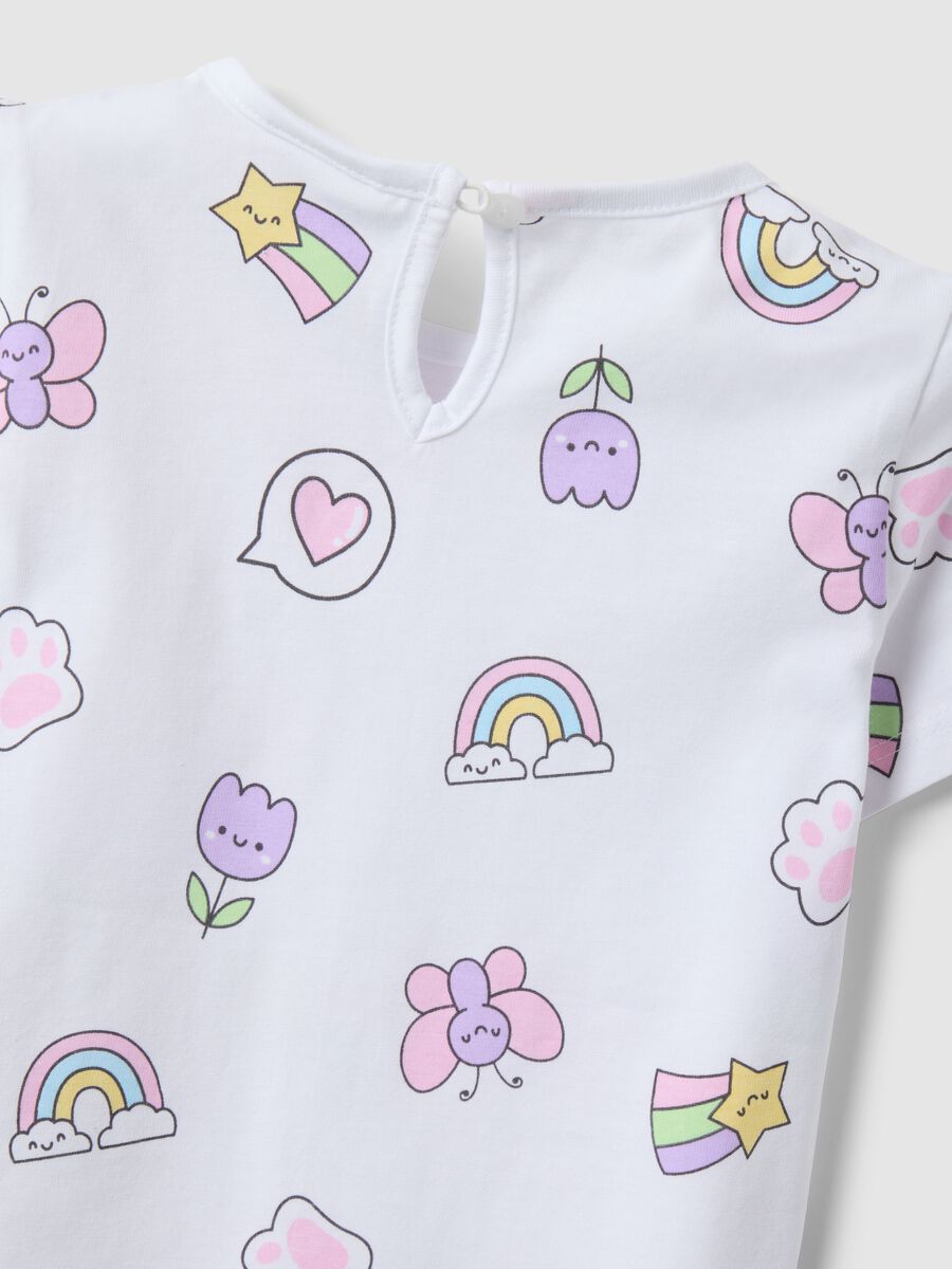 White pure cotton regular fit girls' t-shirt with designs_2