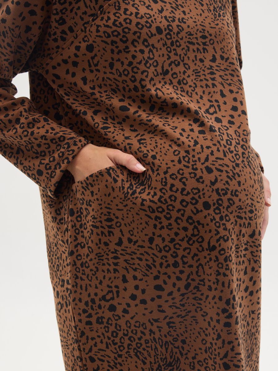 Abito premaman marrone fantasia animalier in maglia tessuto_2