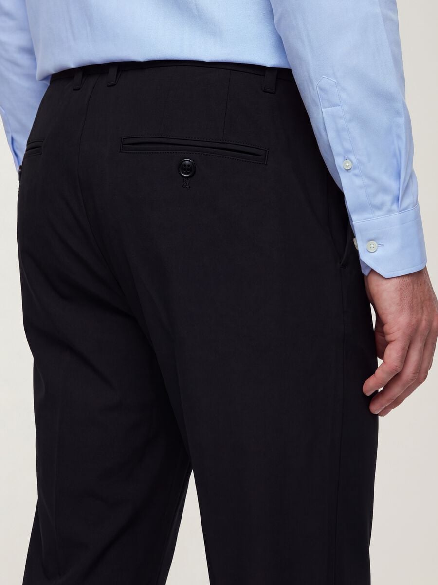 Black slim-fit stretch viscose twill chino trousers_3