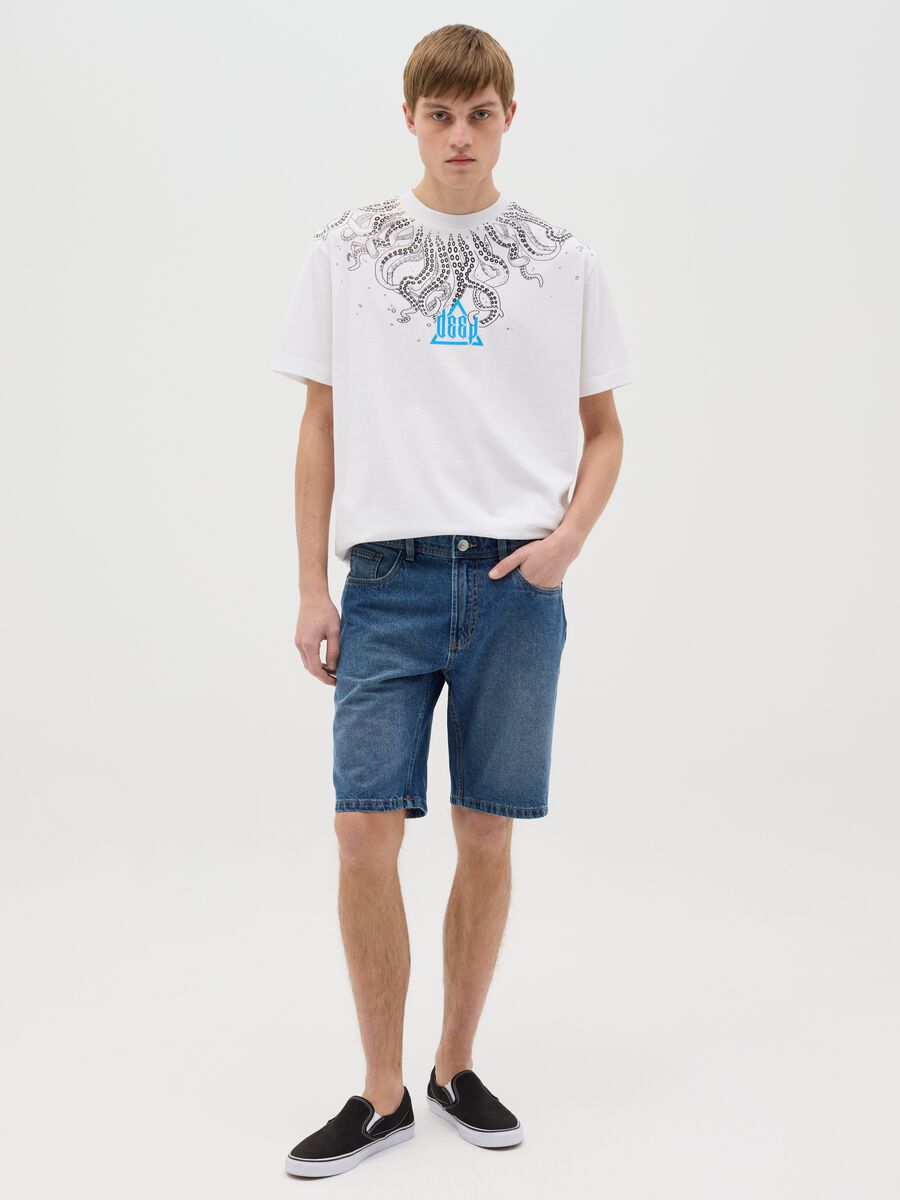 White T-shirt with short sleeves and print_1