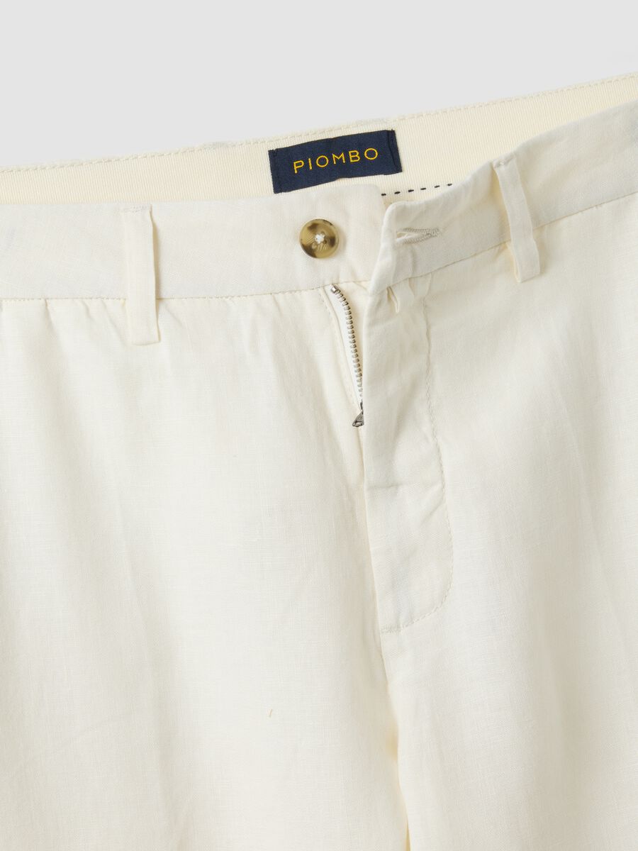 Pantaloni chino in puro lino bianchi regular fit_1
