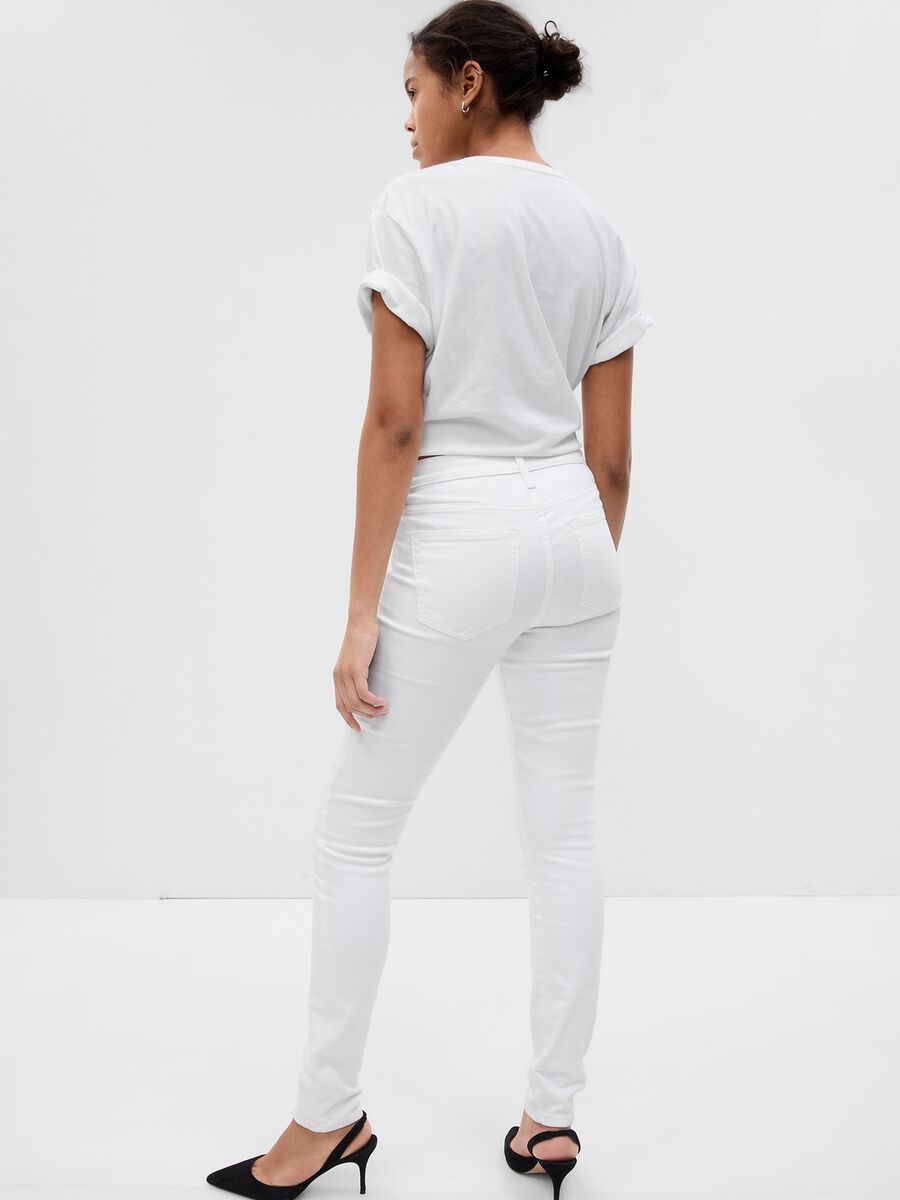 Mid-rise, skinny-fit jeans_1