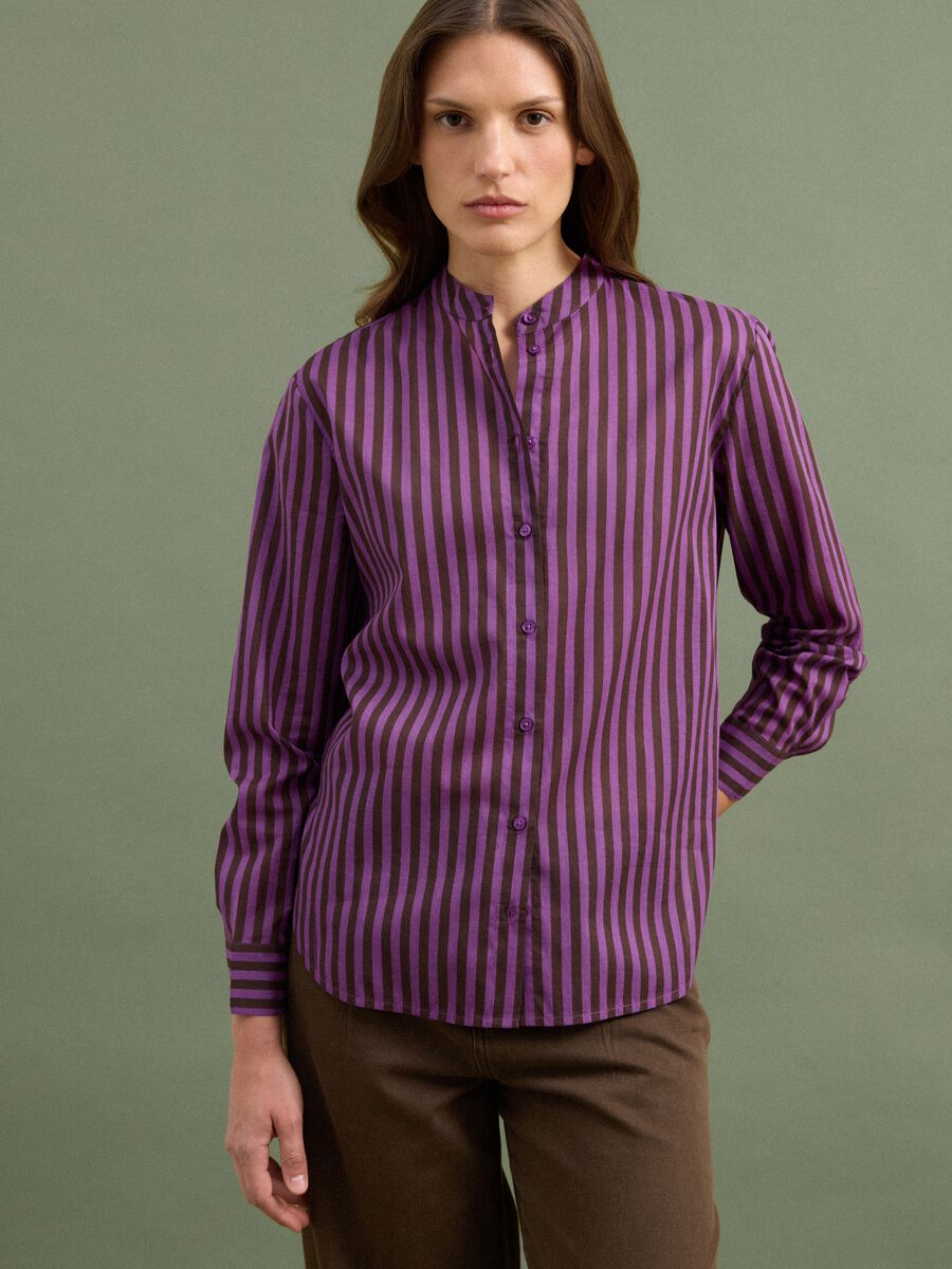 Camicia viola in puro cotone a righe con collo alla coreana regular fit_1