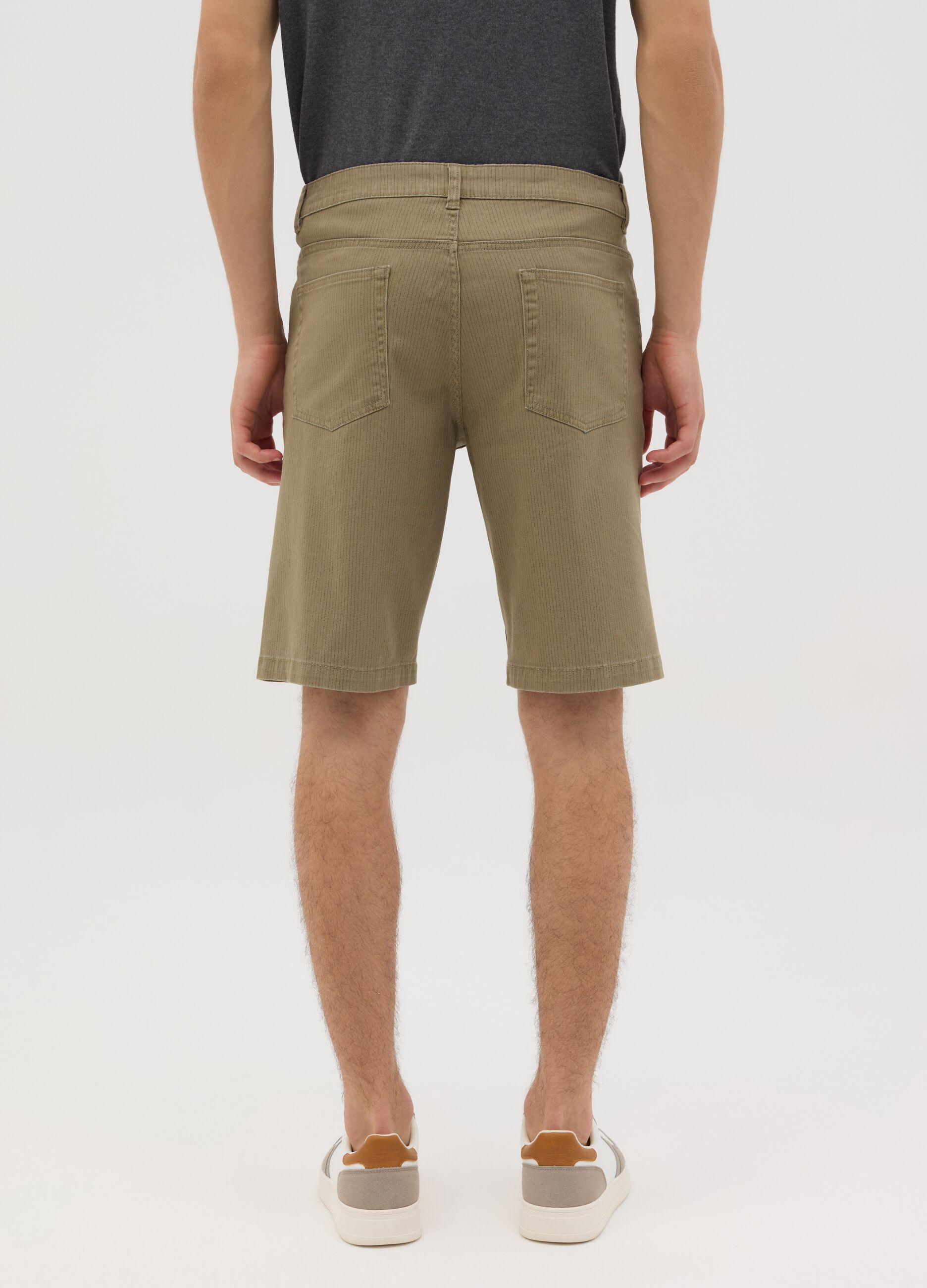 Shorts da uomo in cotone elasticizzato verde regular fit cinque tasche