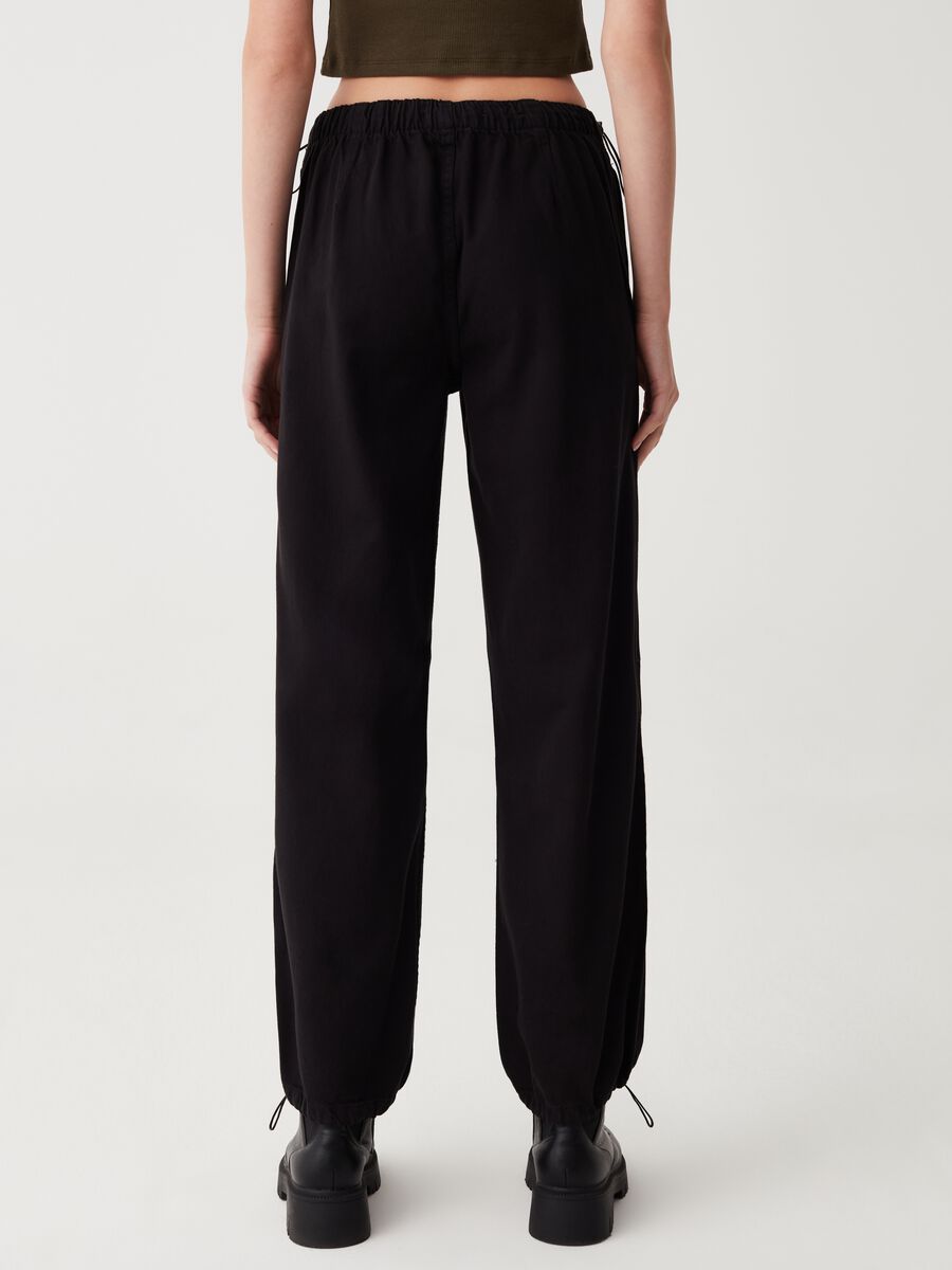Pantaloni parachute in twill_2