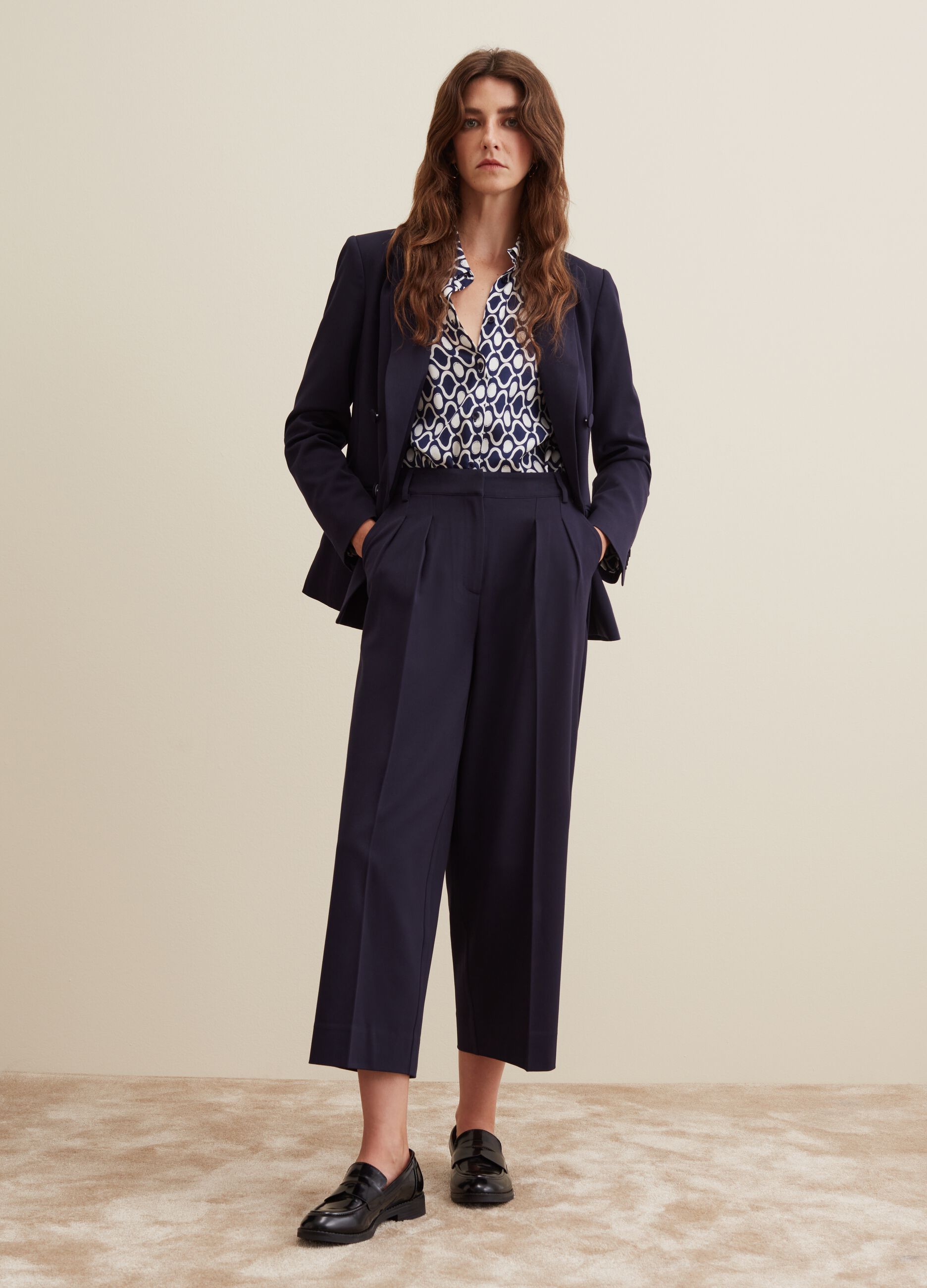 Pantaloni wide leg con pinces_0