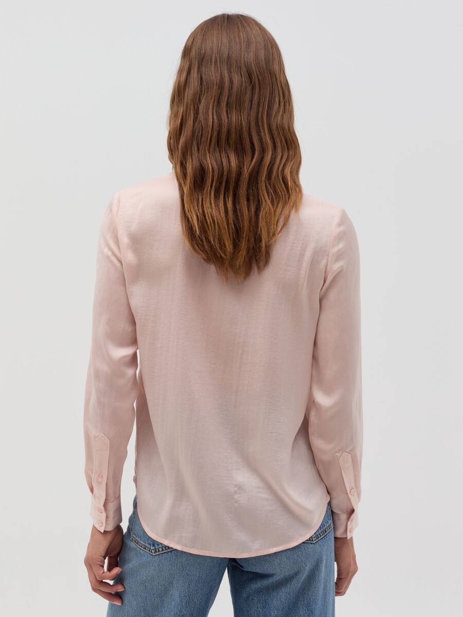 Camicia in satin tinta unita_2