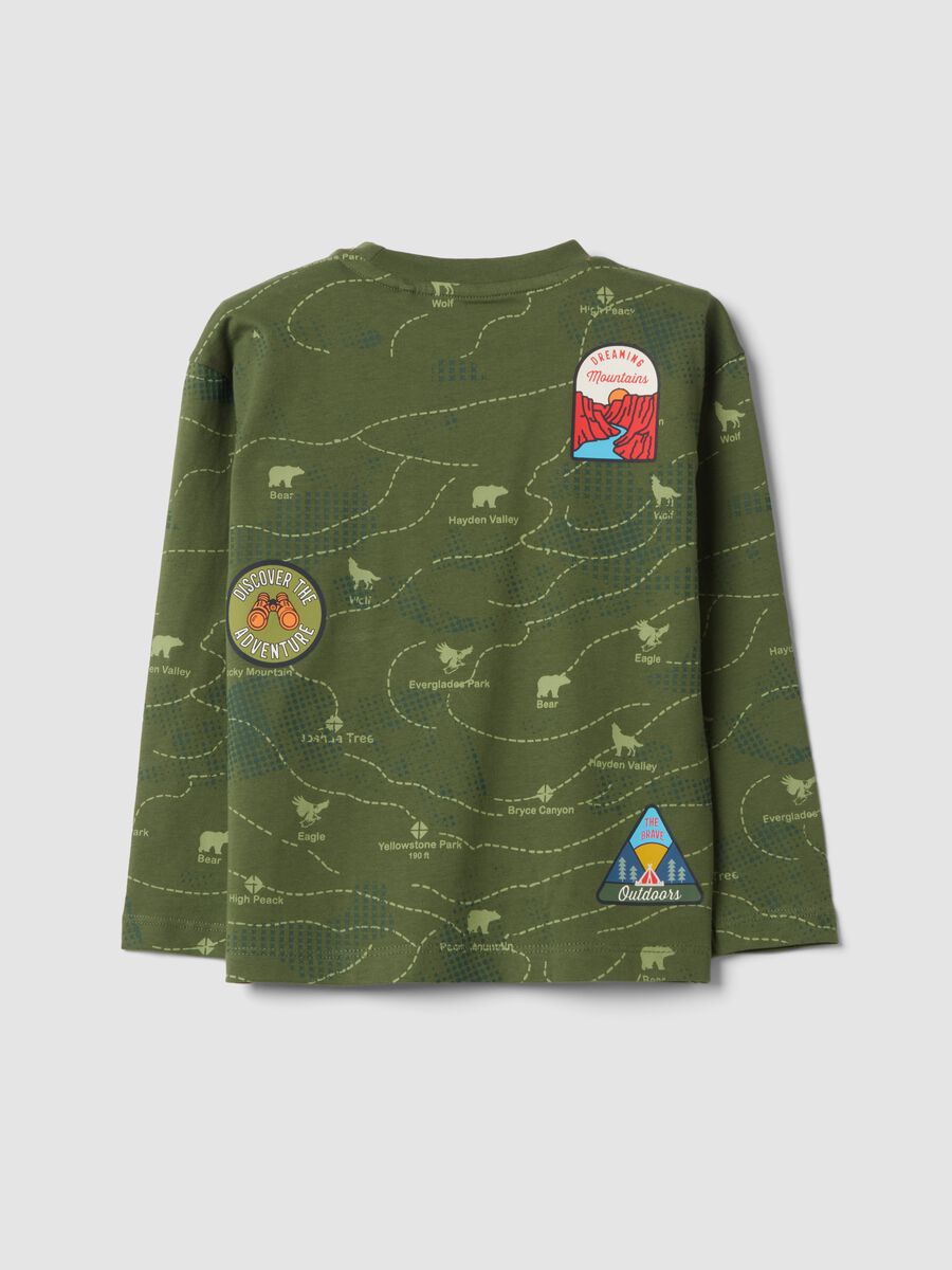 T-shirt over verde in puro cotone con patch decorative_1