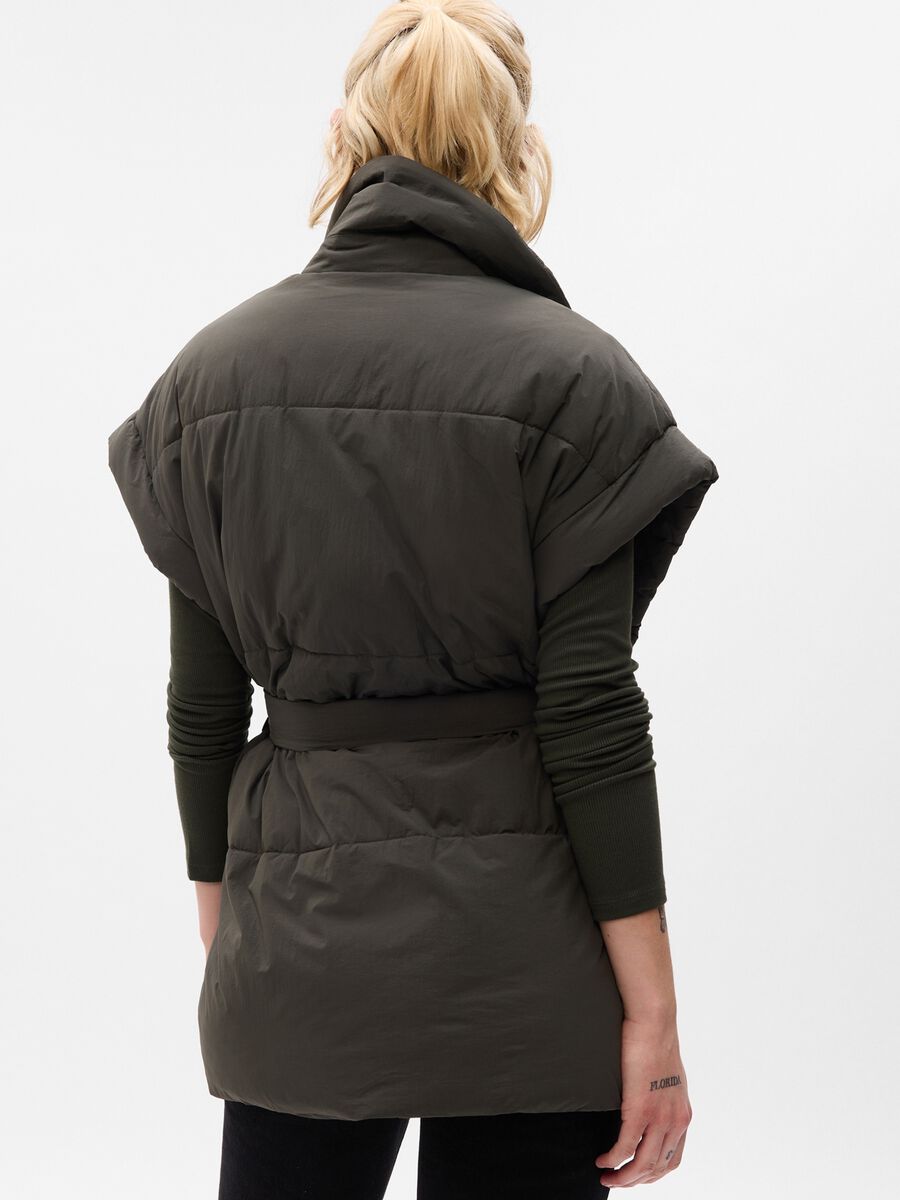 Sleeveless down jacket with belt_1