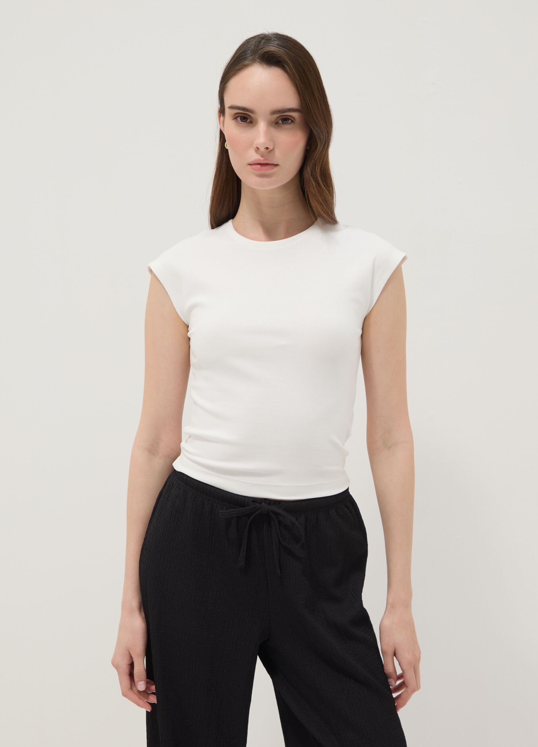 White fitted cotton stretch vest
