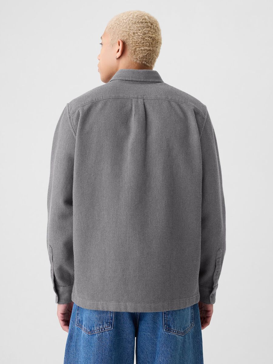 Button-down shirt with waffle weave_2