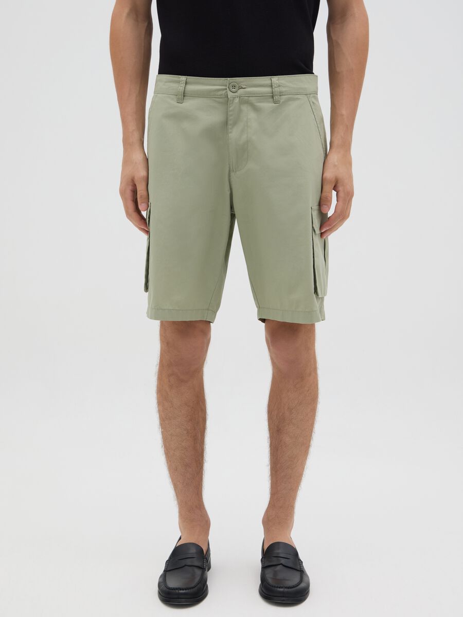 Men's green pure cotton regular fit shorts_1