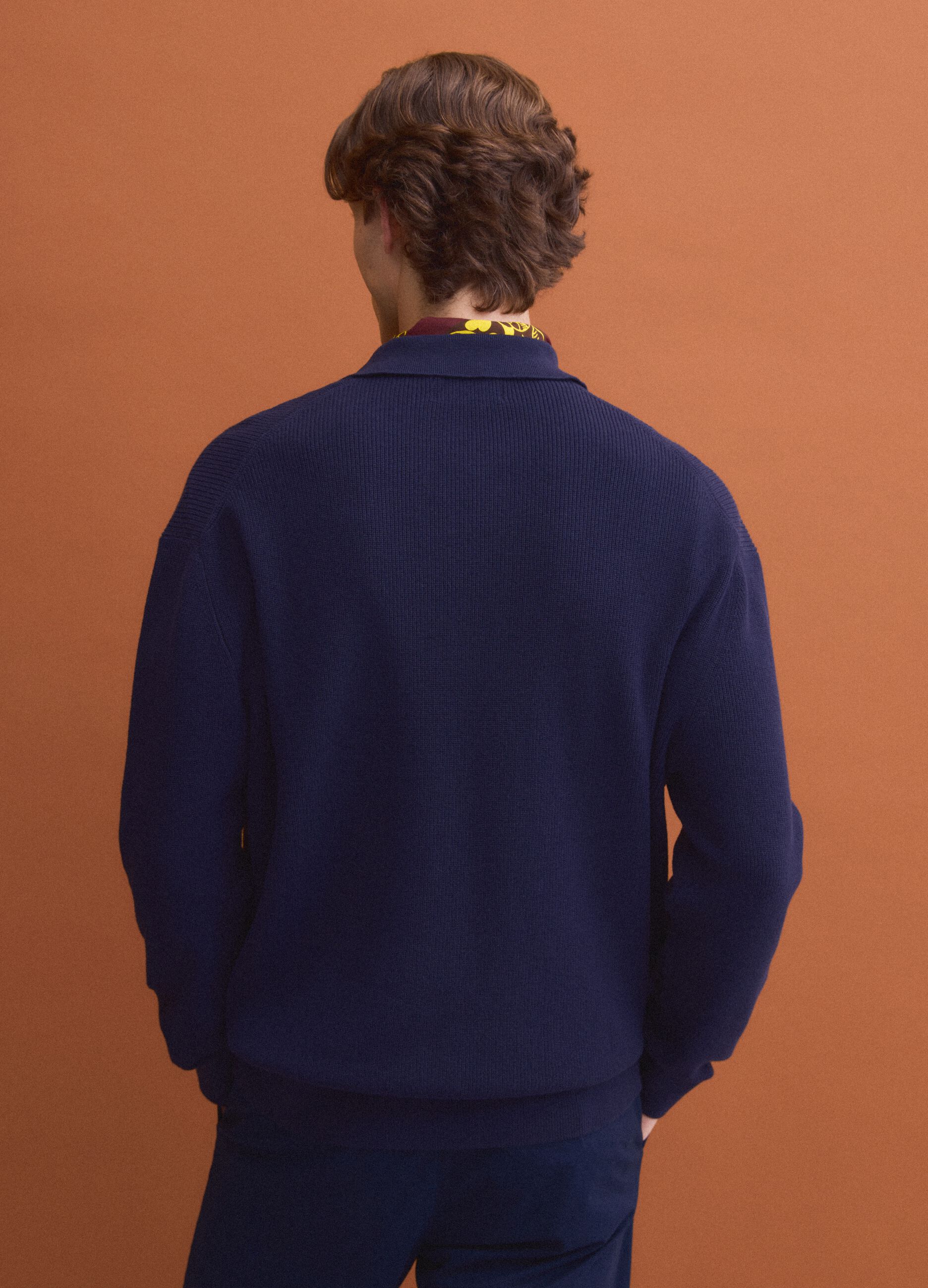 Polo blu in puro cotone con zip e collo classico