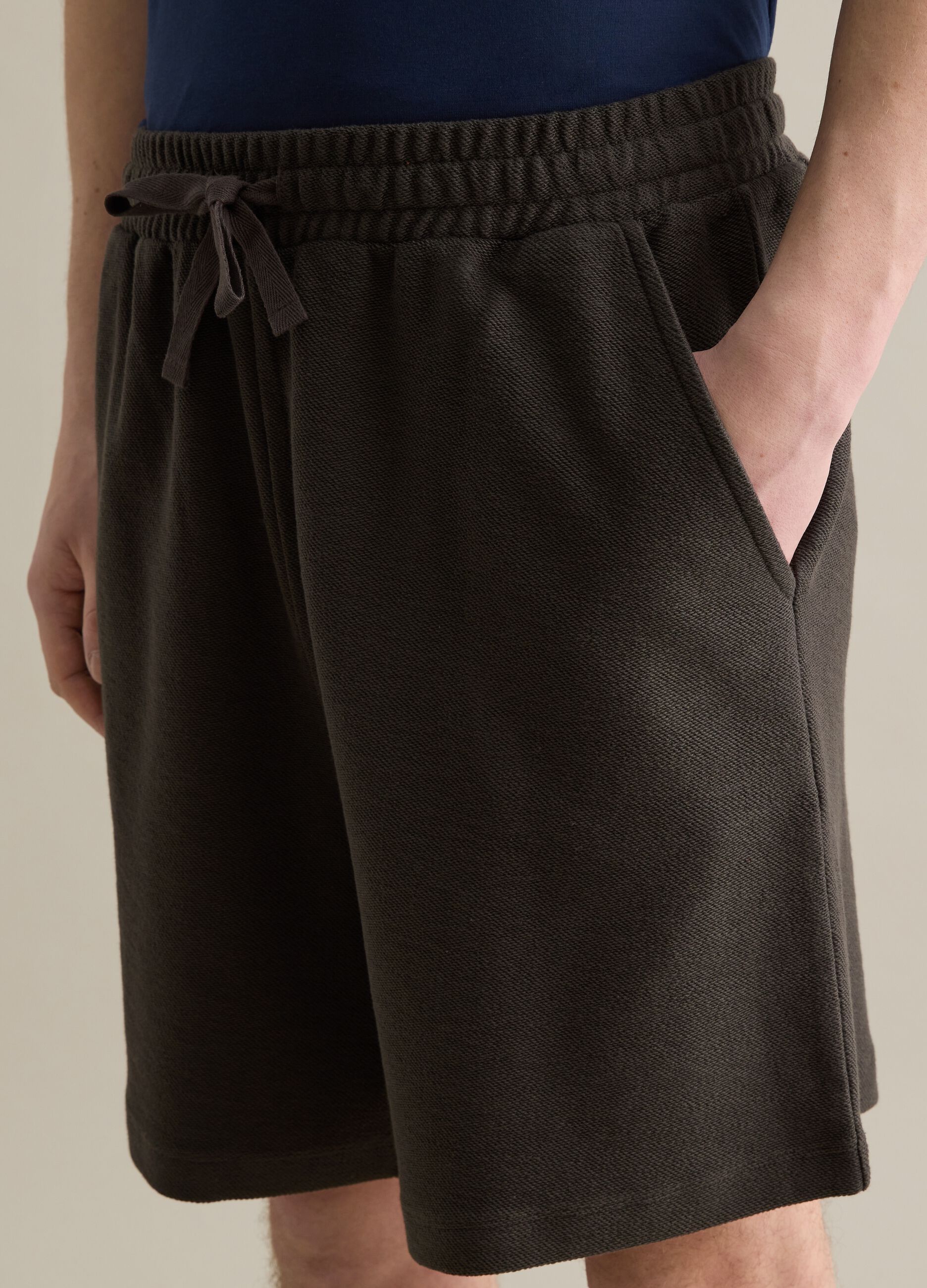 Brown Bermuda shorts in pure Piombo cotton