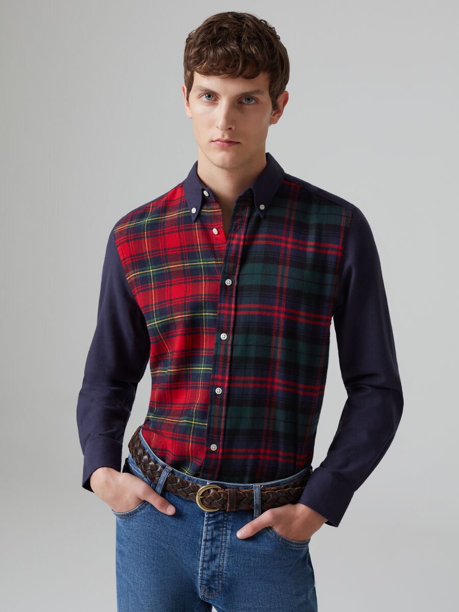 Camicia in flanella con fantasia tartan_0