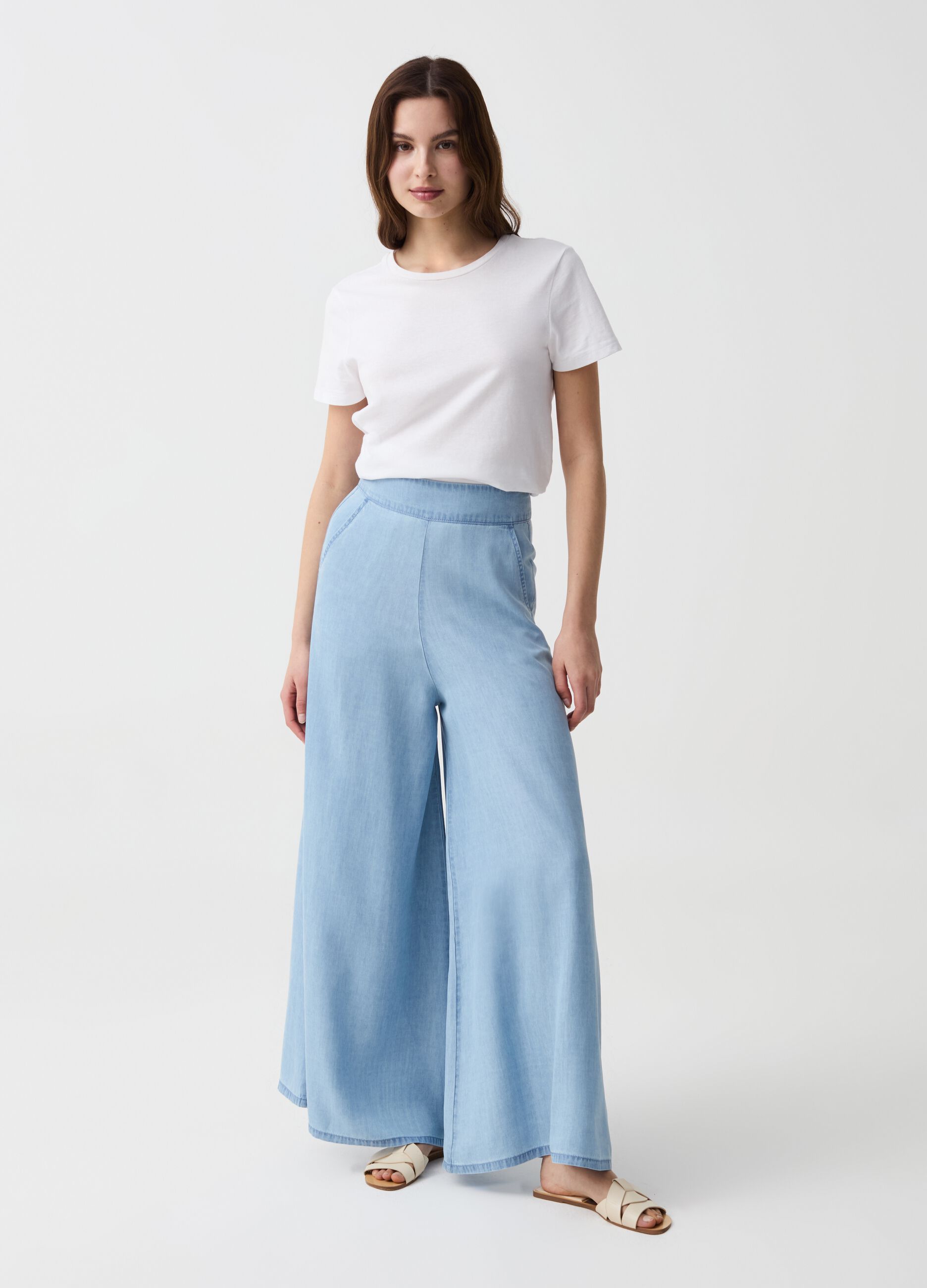 Wide-leg denim-effect trousers