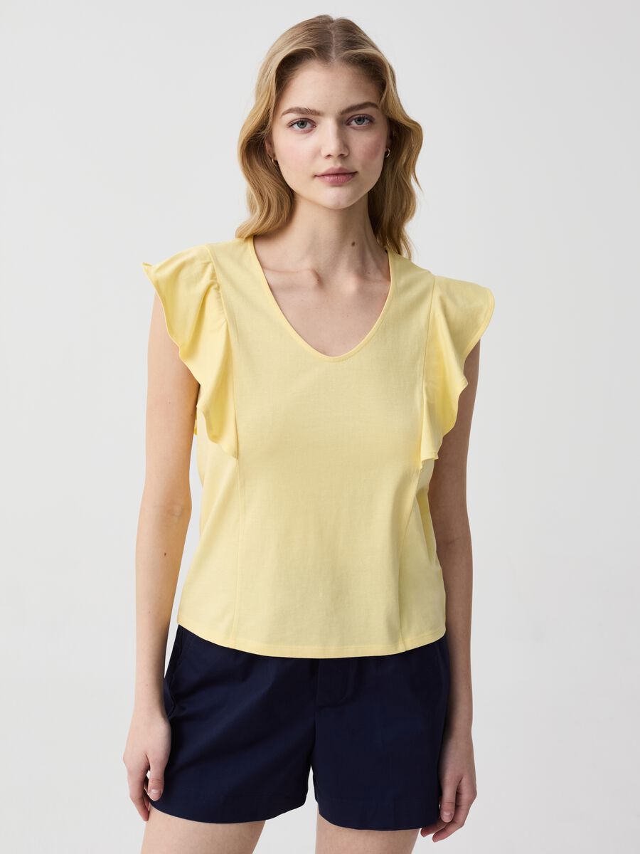 Sleeveless T-shirt with V neck and flounce_0
