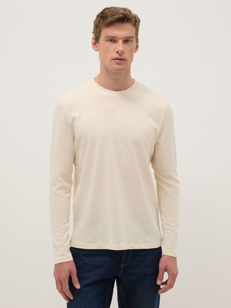 Beige long-sleeved T-shirt in pure cotton regular fit_0