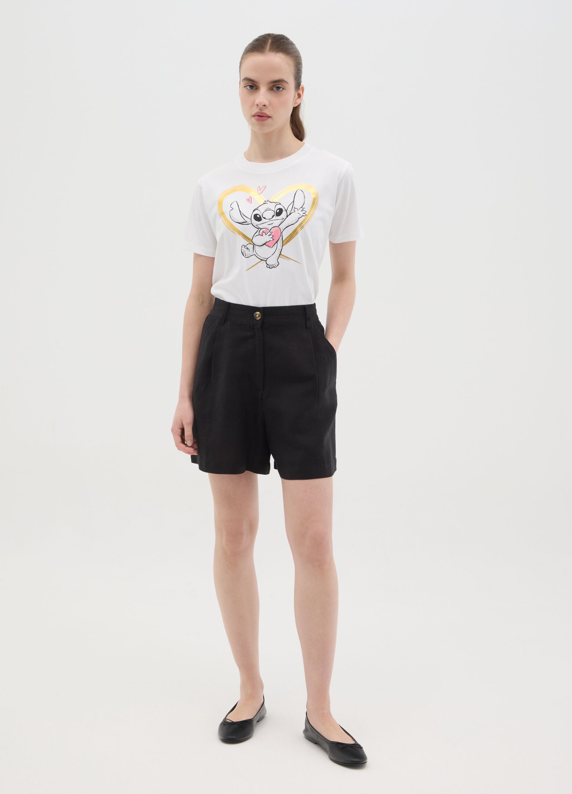 White T-shirt with Stitch print in foil