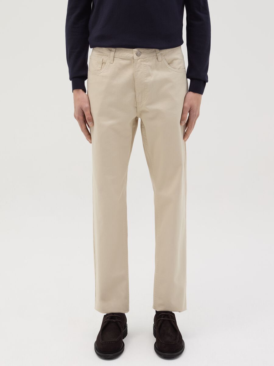 Regular-fit trousers with five pockets_1