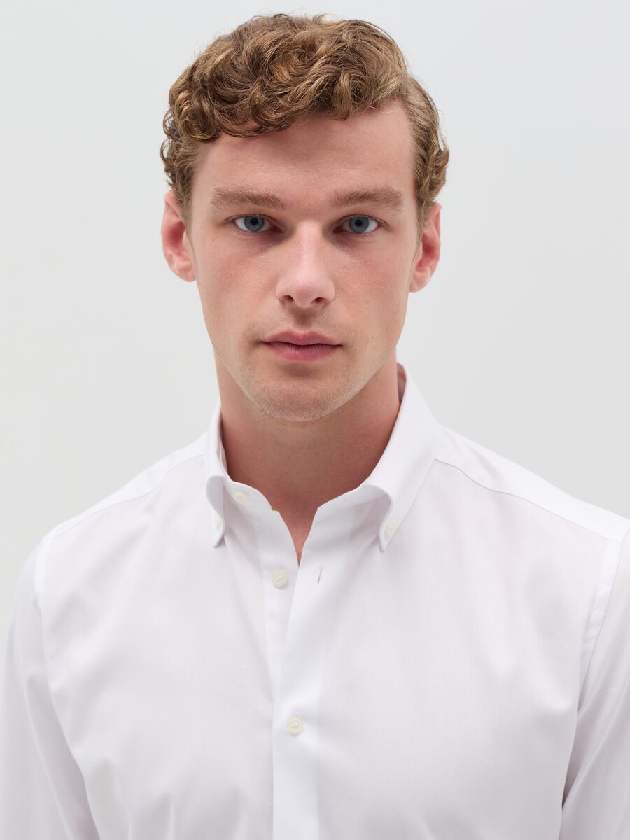 Camicia slim in cotone button-down_1