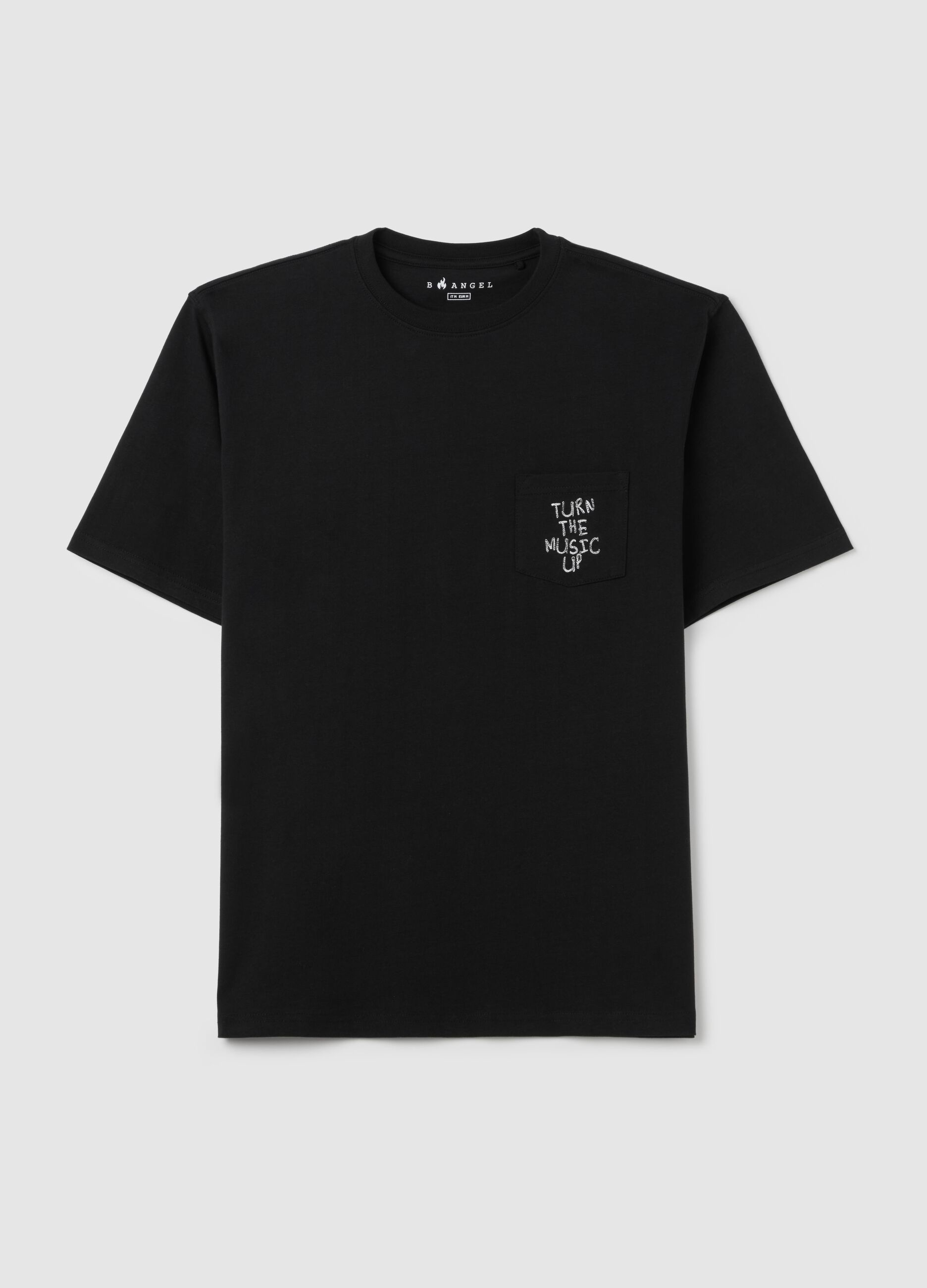 T-shirt with embroidered pocket