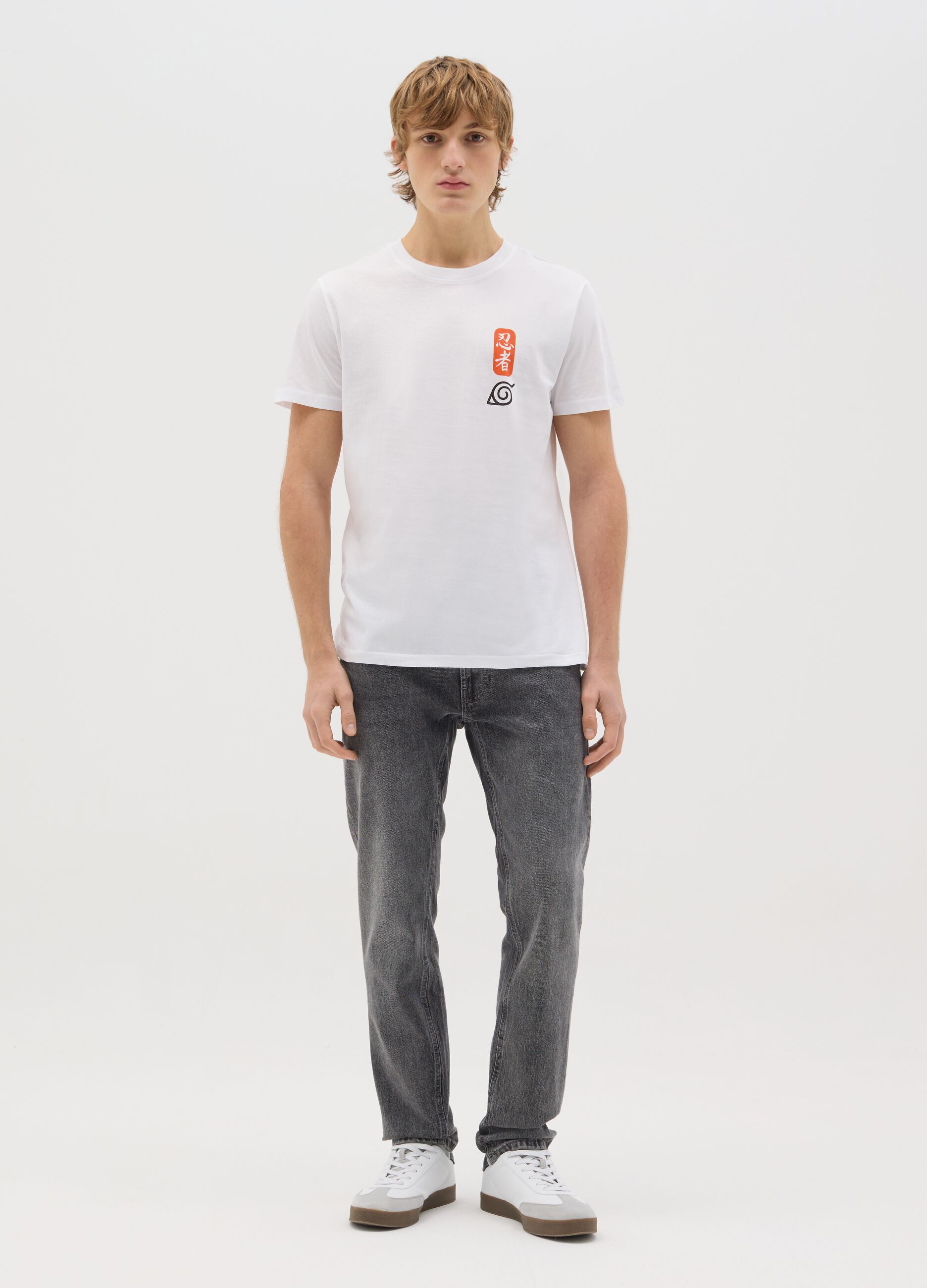 White T-shirt with Naruto print