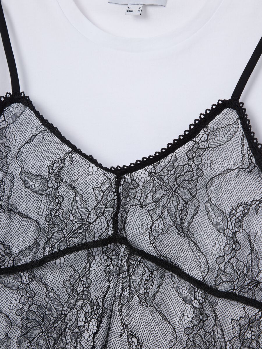 Pure cotton T-shirt with black lace overlay_5