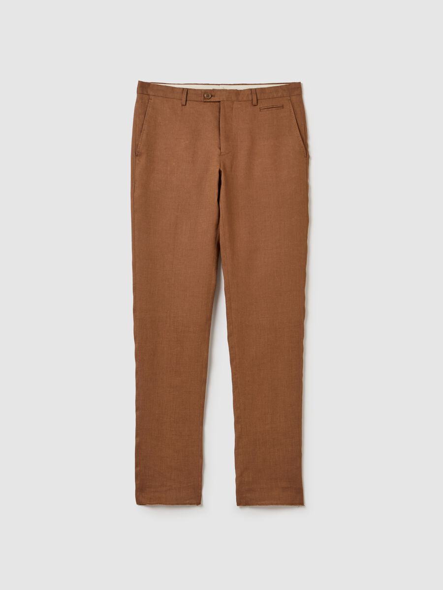 Contemporary slim-fit trousers in linen_4