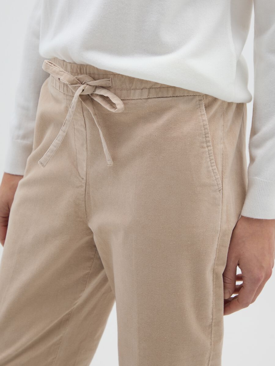 Pantaloni in cotone elasticizzato beige regular fit_3
