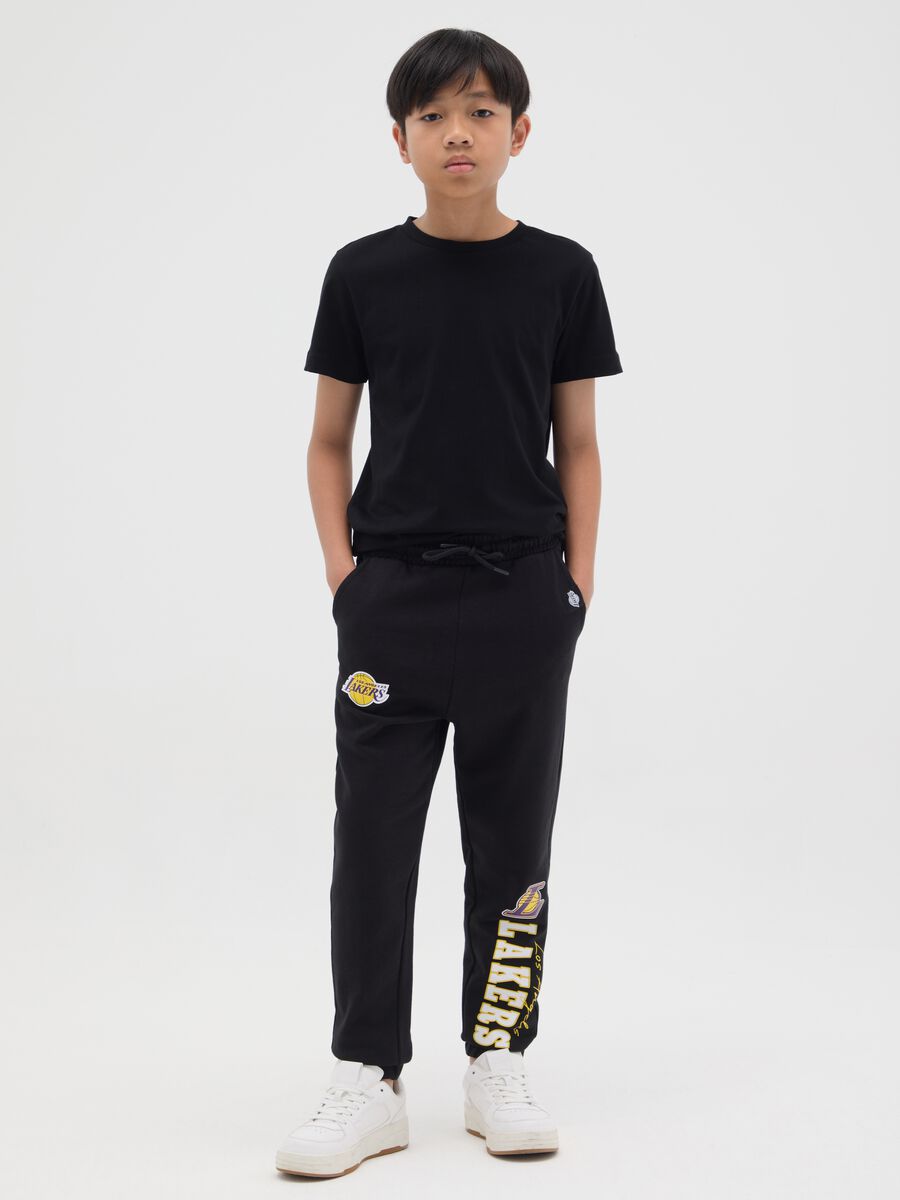Boys' black pure cotton regular fit trousers with NBA print_1