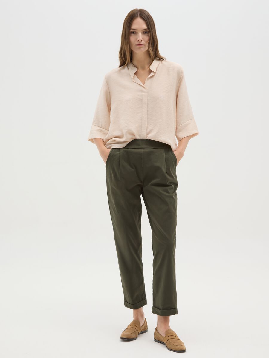 Pantaloni in cotone elasticizzato verdi regular fit_0