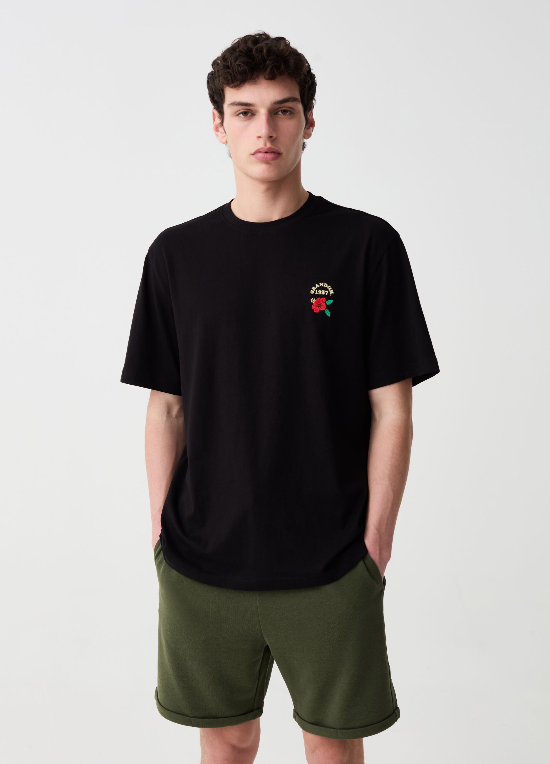Ovs Bermuda jogger in felpa con risvolti