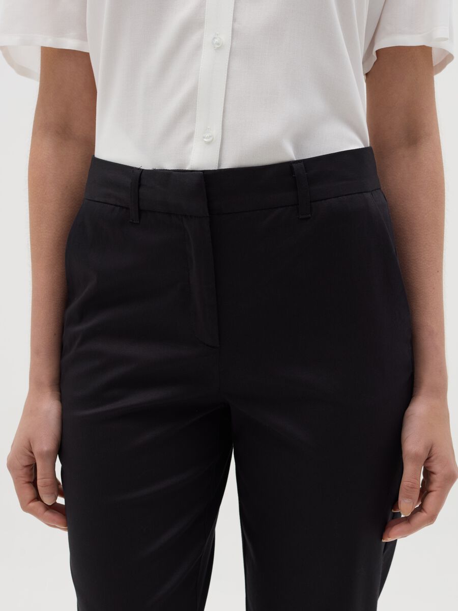 Stretch chino trousers_3