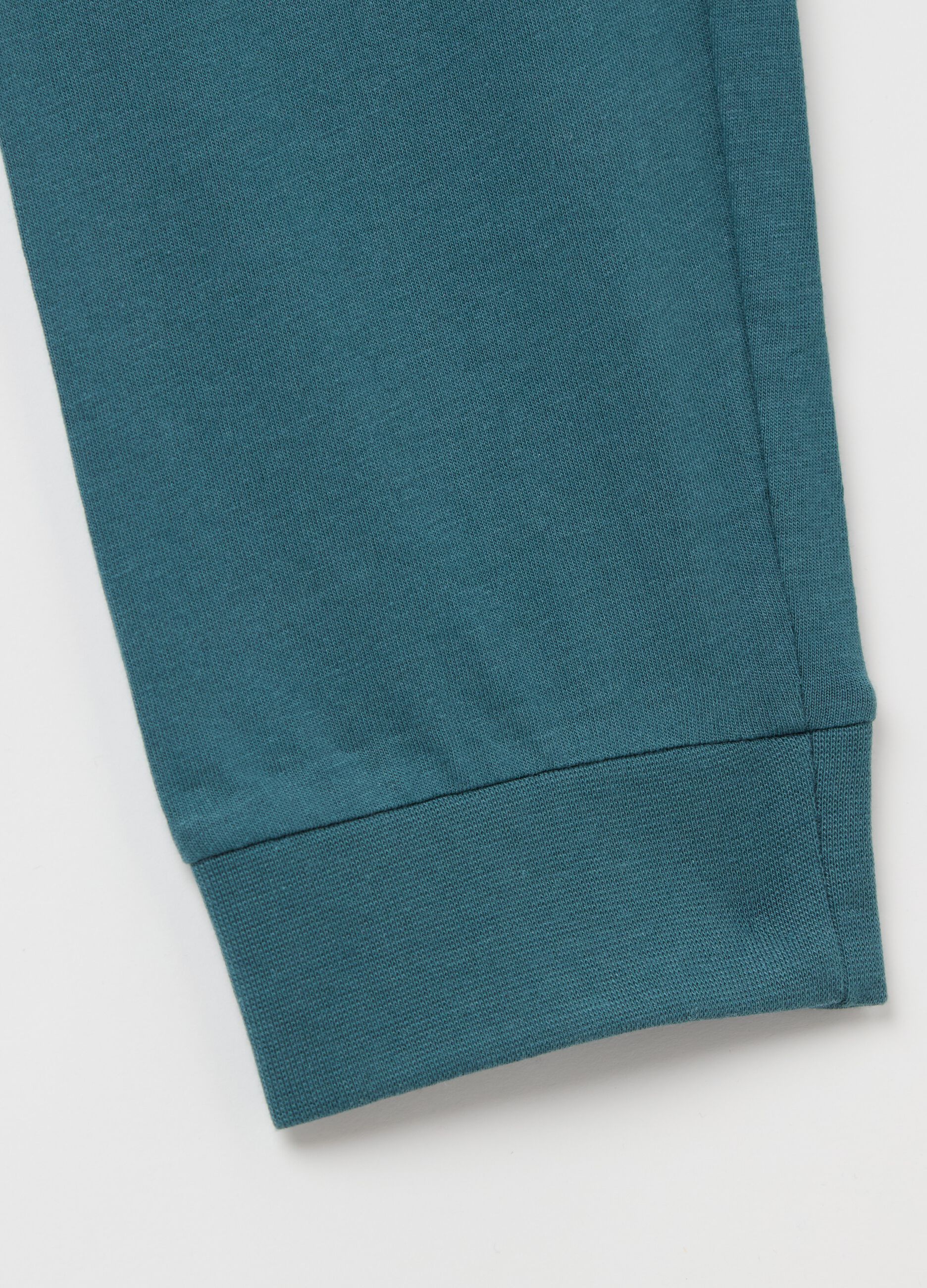 Cotton pyjamas with football motif print