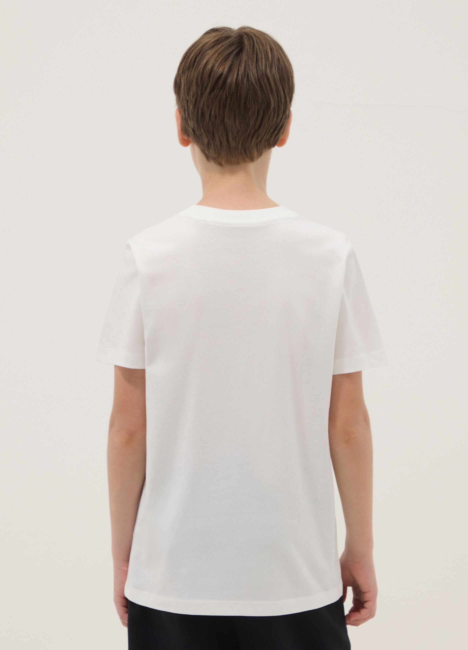White pure cotton regular-fit boys&rsquo; T-shirt with prints