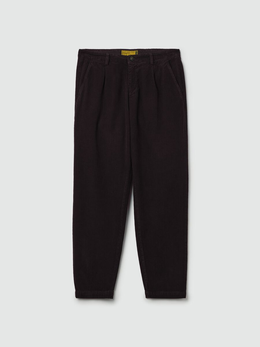 Chino trousers in corduroy with darts_4