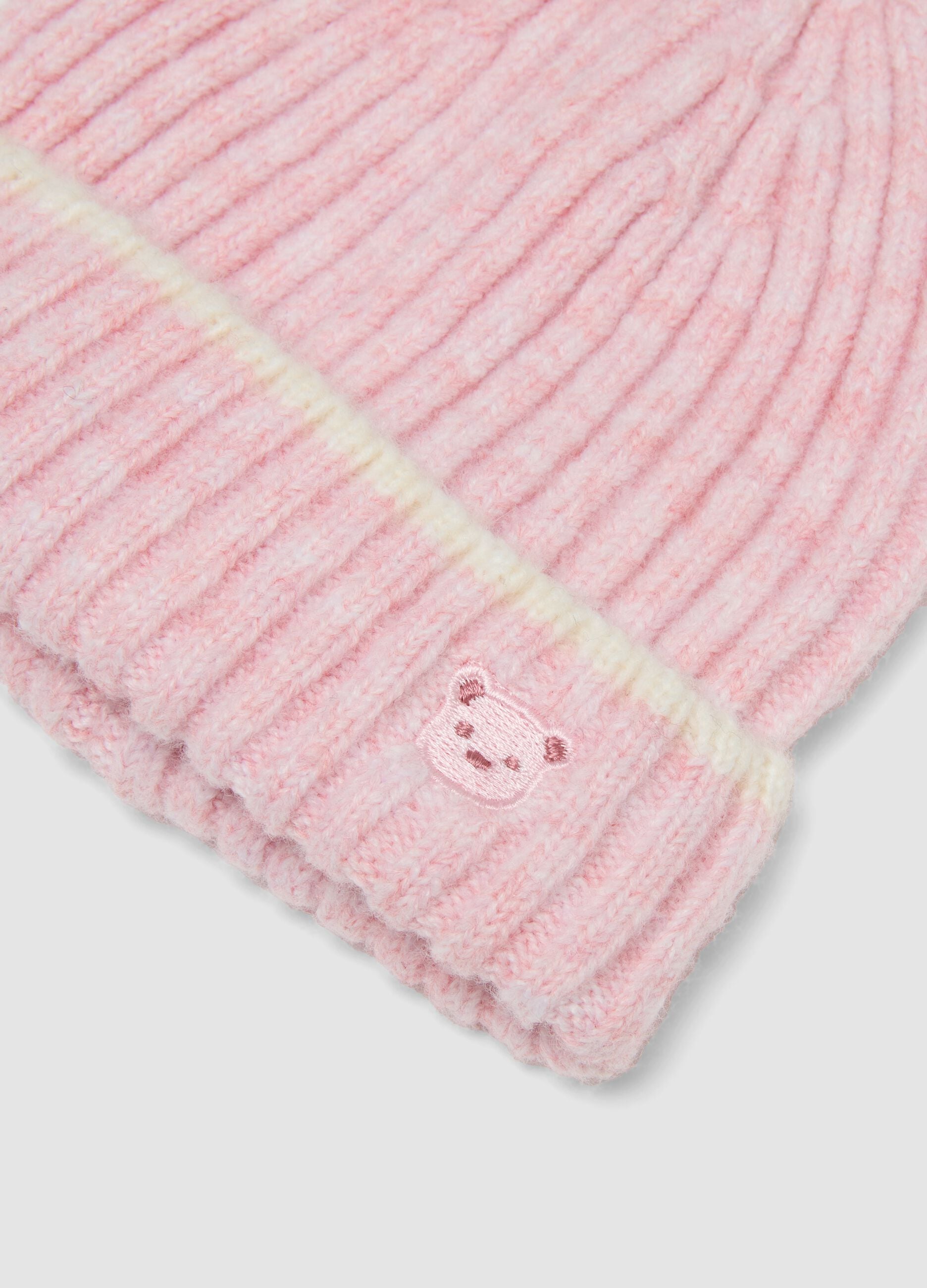 Cappello rosa in lana elasticizzata a coste