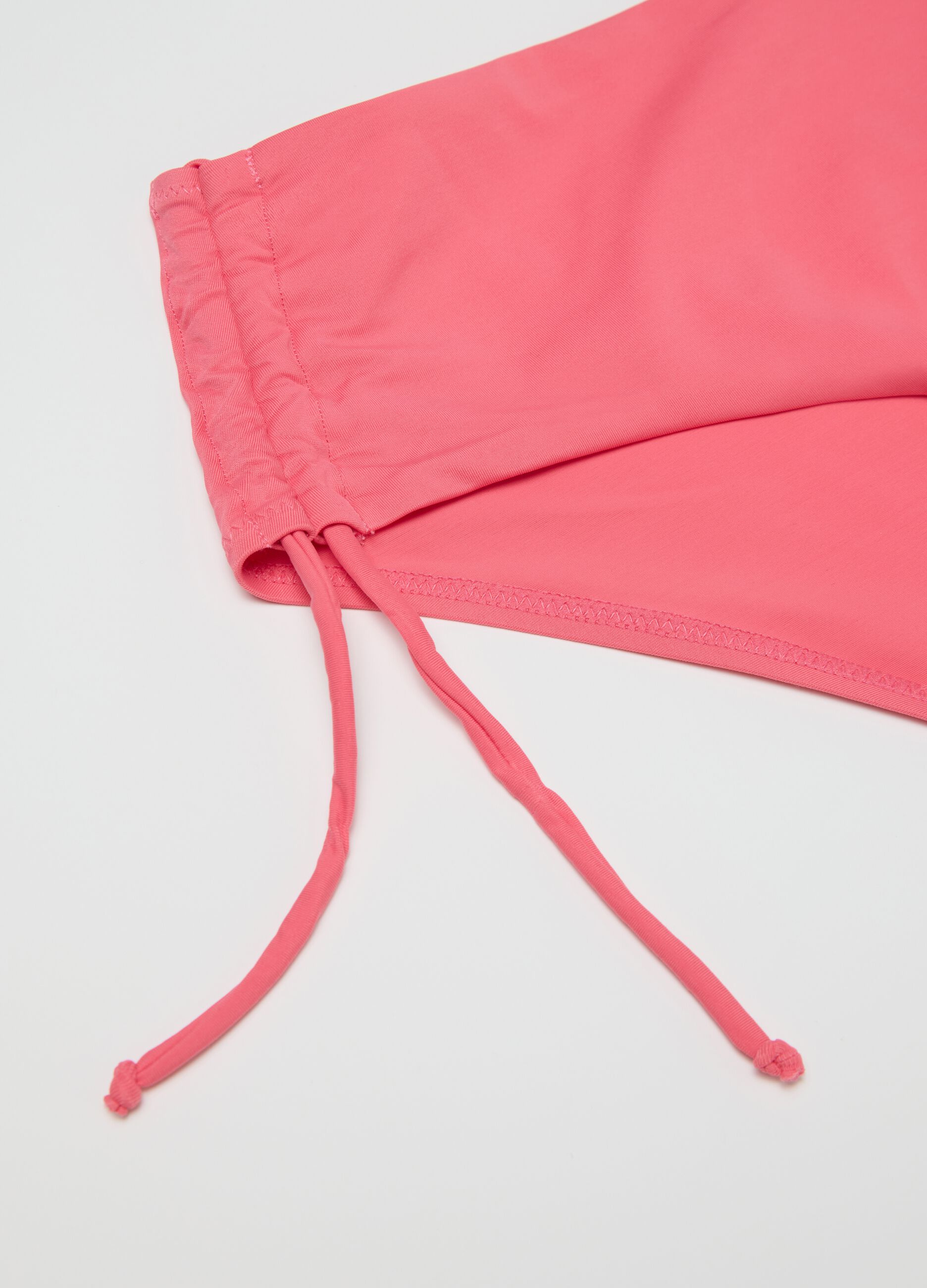 Slip bikini da donna in lycra elasticizzata rosa con arricciature