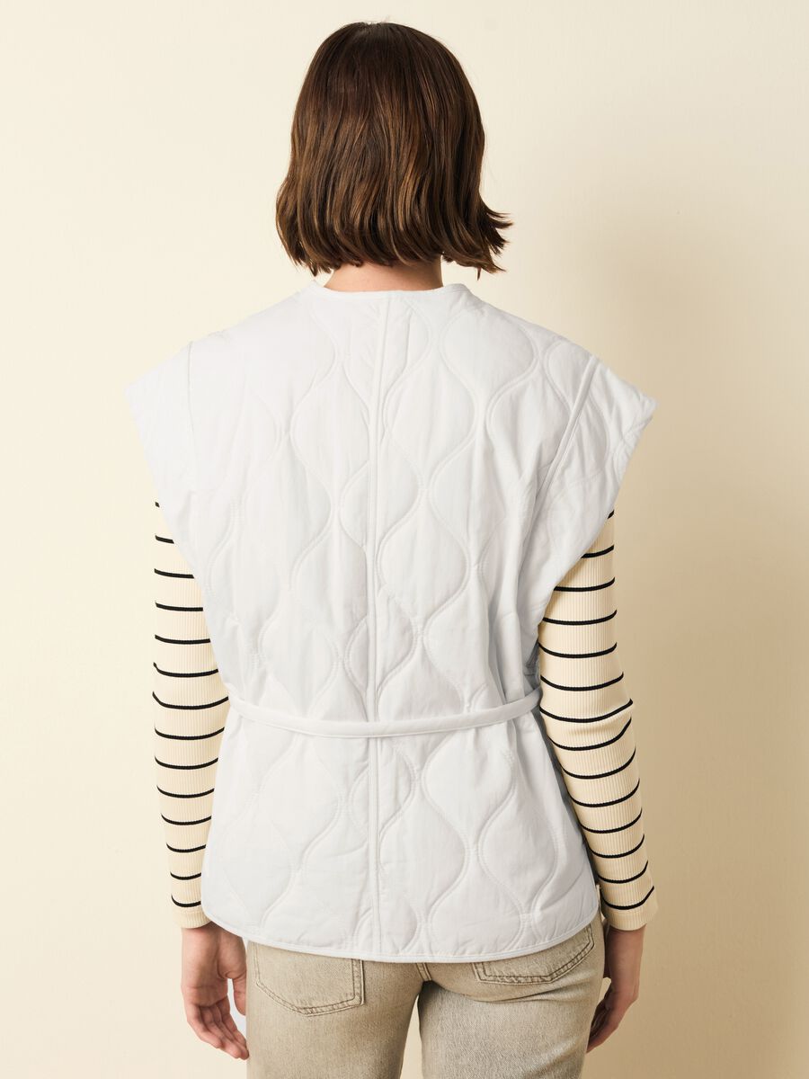 Quilted jacket with kimono sleeves_2
