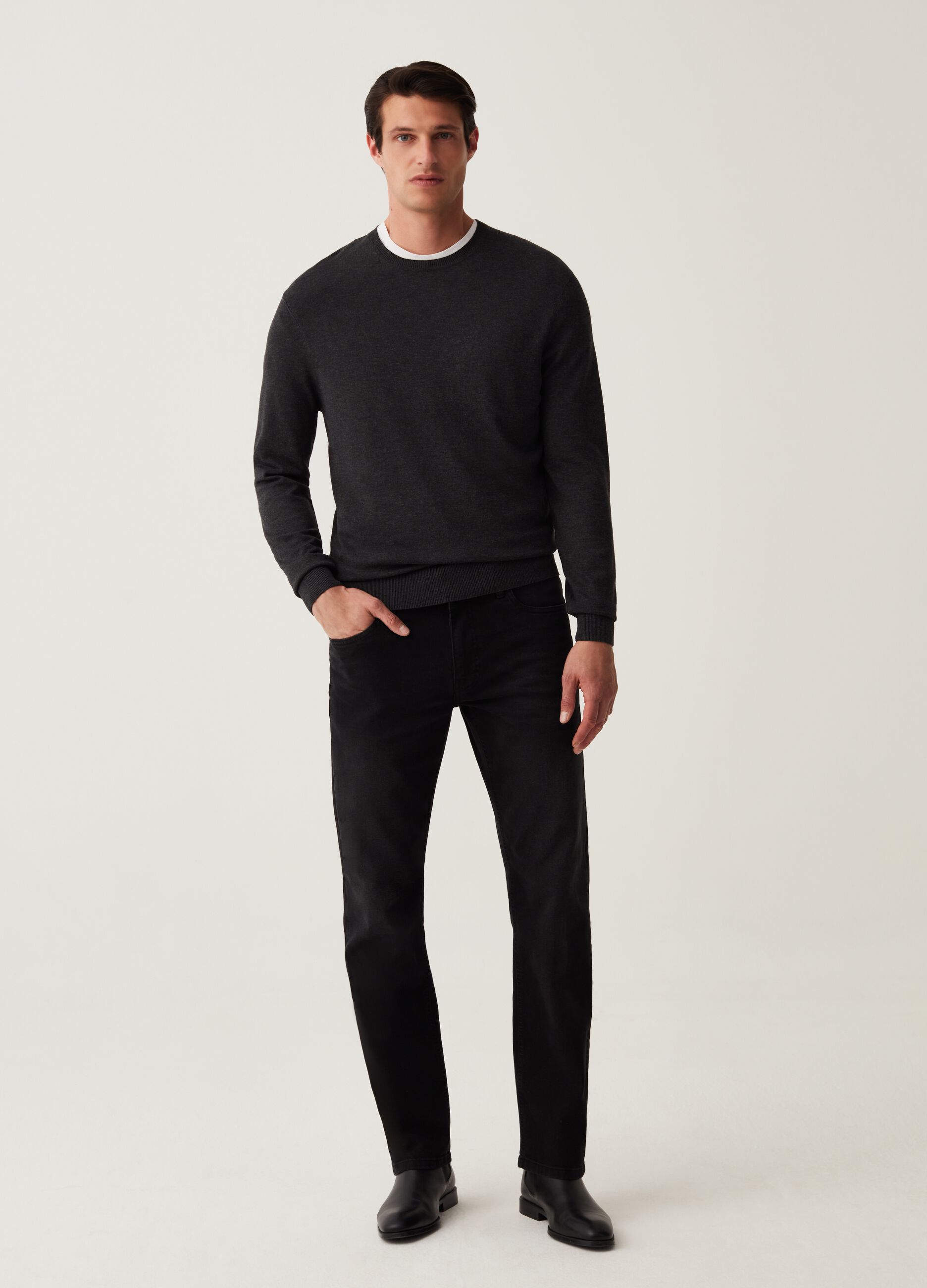 Pullover con scollo rotondo