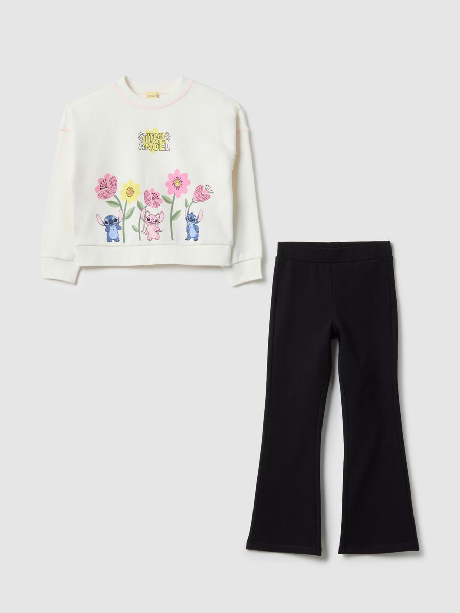 Multicolour cotton blend sweatshirt and trousers set for girls with regular fit_0