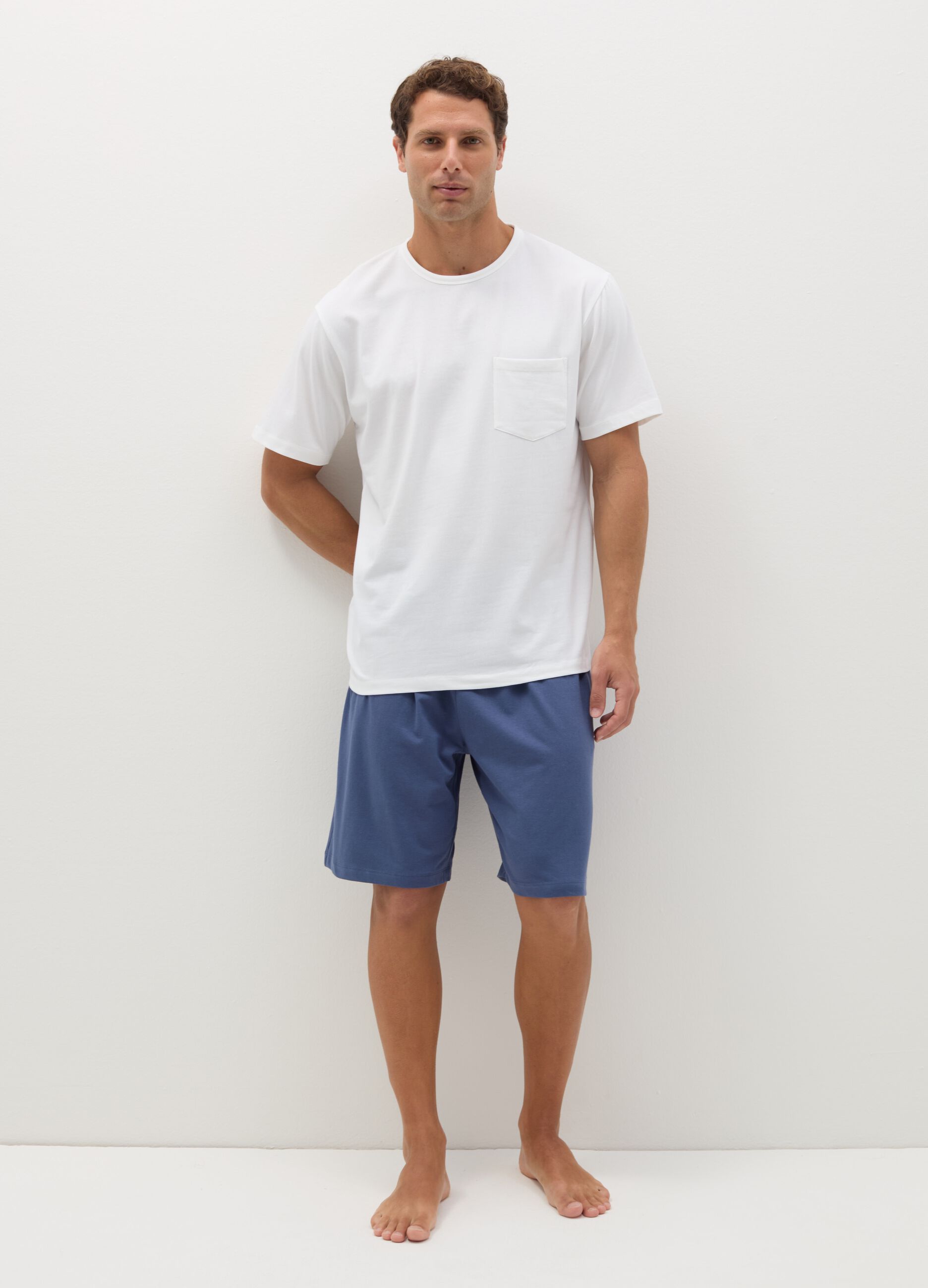 Short pyjamas with T-shirt with pocket