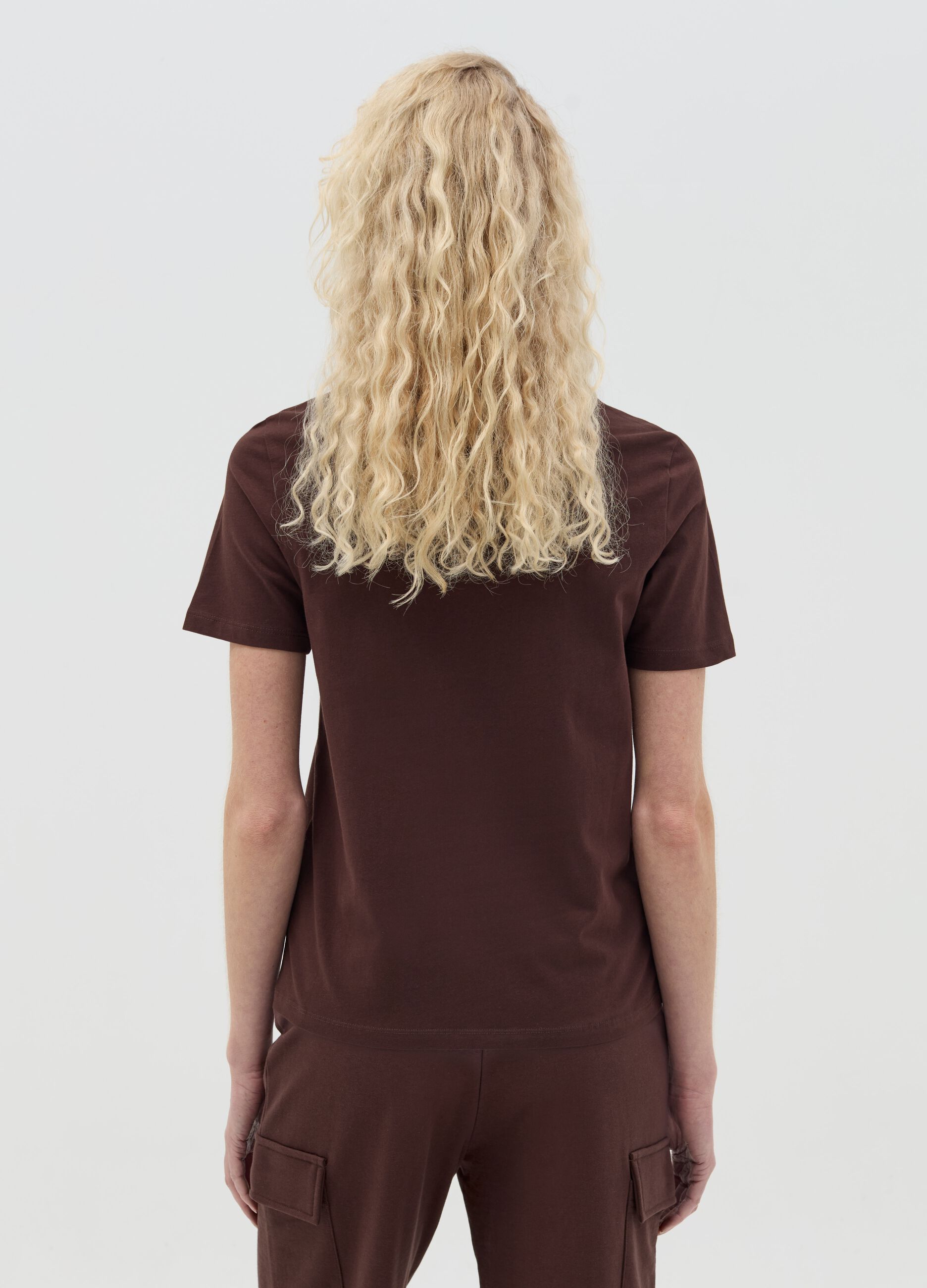 Essential T-shirt in cotton with round neck